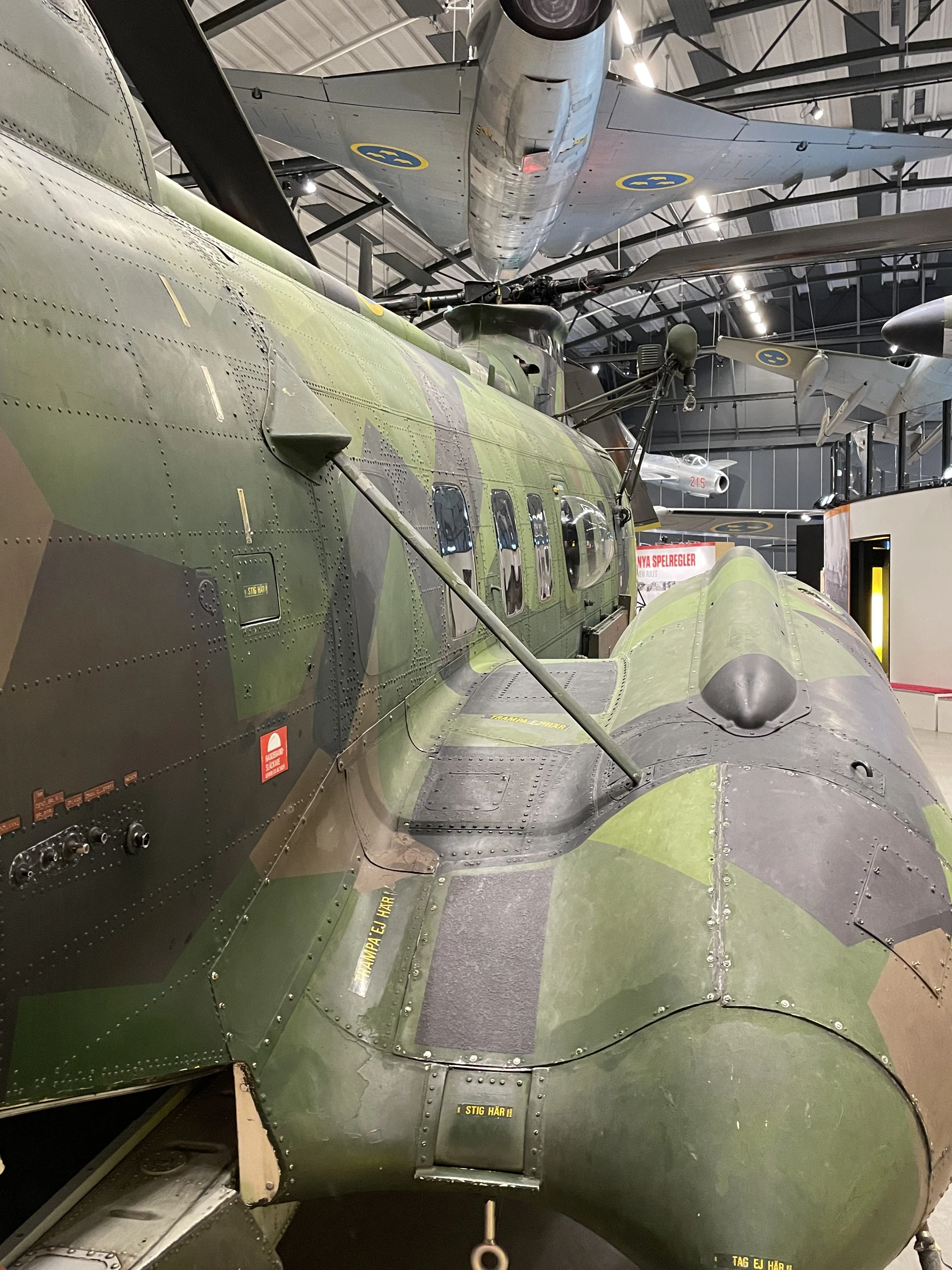 Boeing Vertol 107 II 15 (HKP 4B)