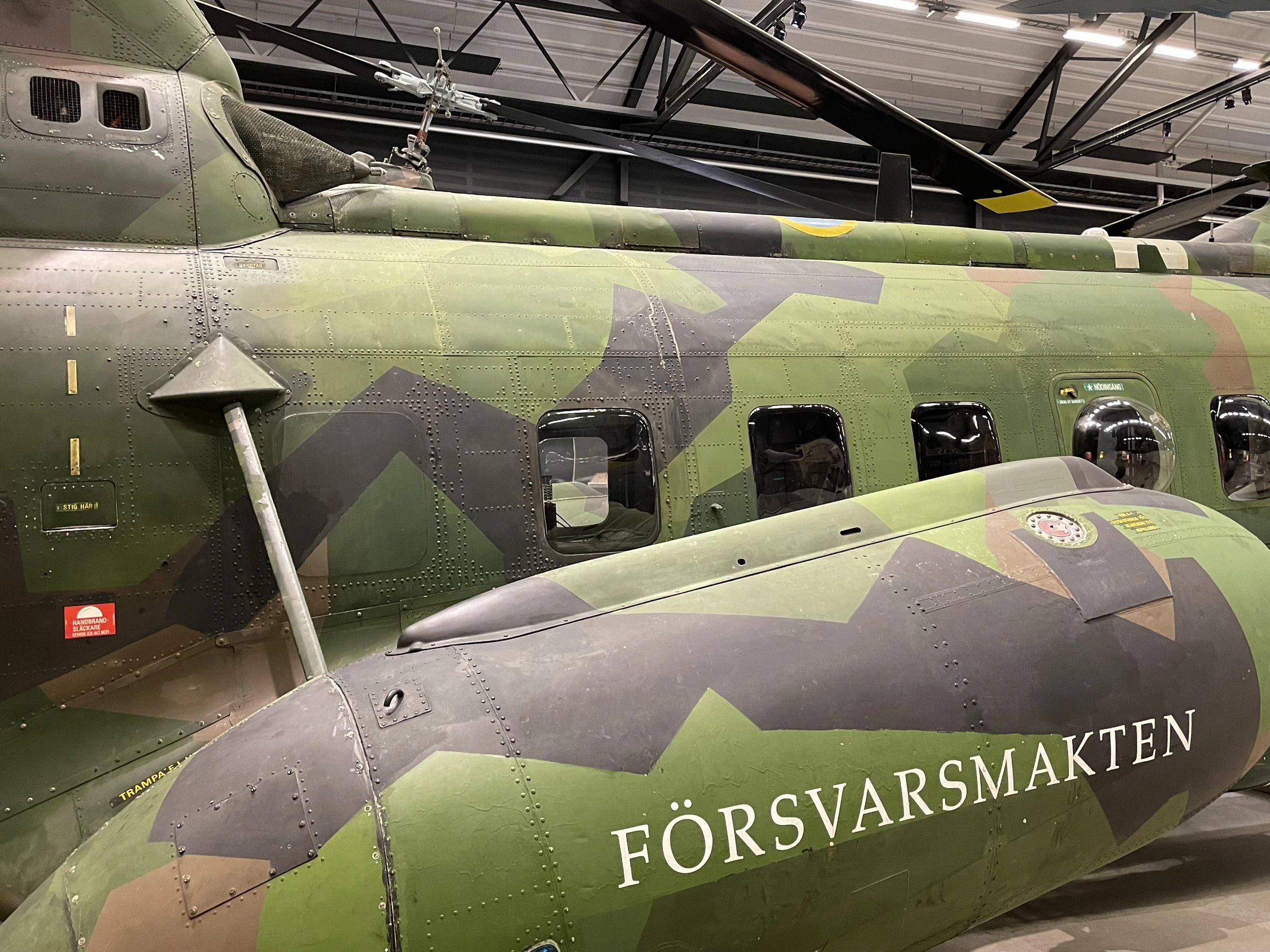 Boeing Vertol 107 II 15 (HKP 4B)