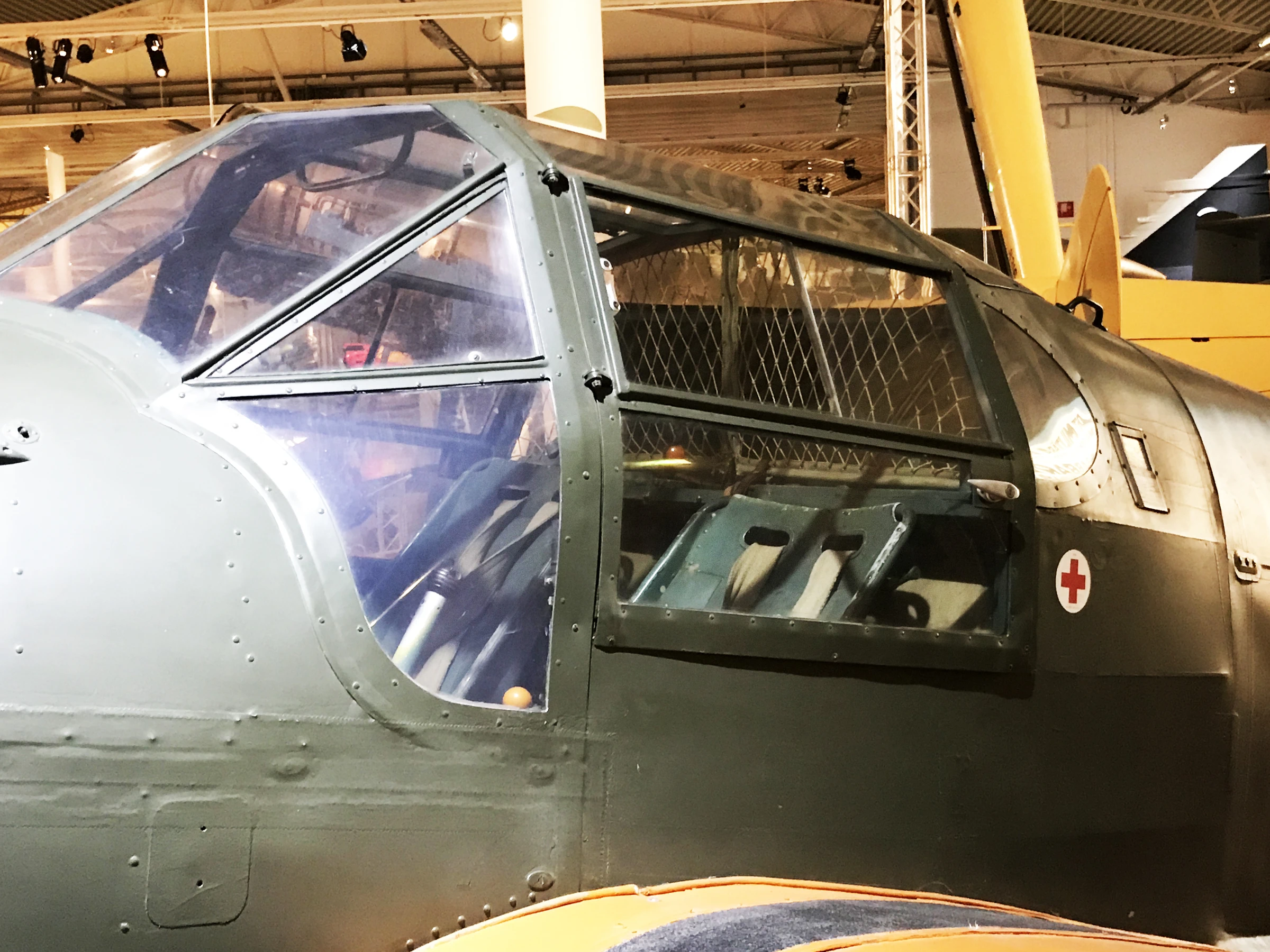 Bûcker 181B 1 Bestmann fv009