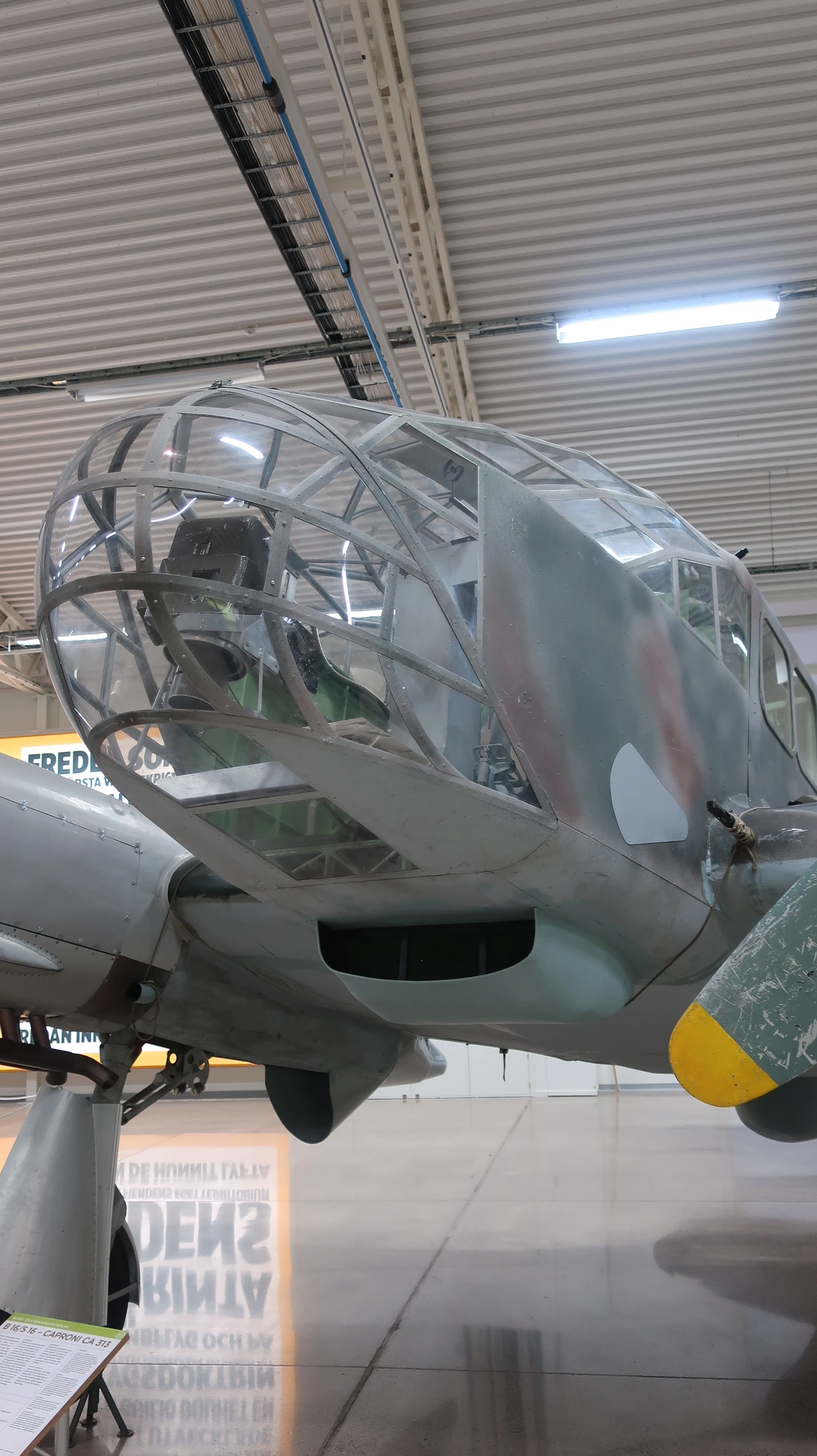 Caproni Ca.313 (S 16)