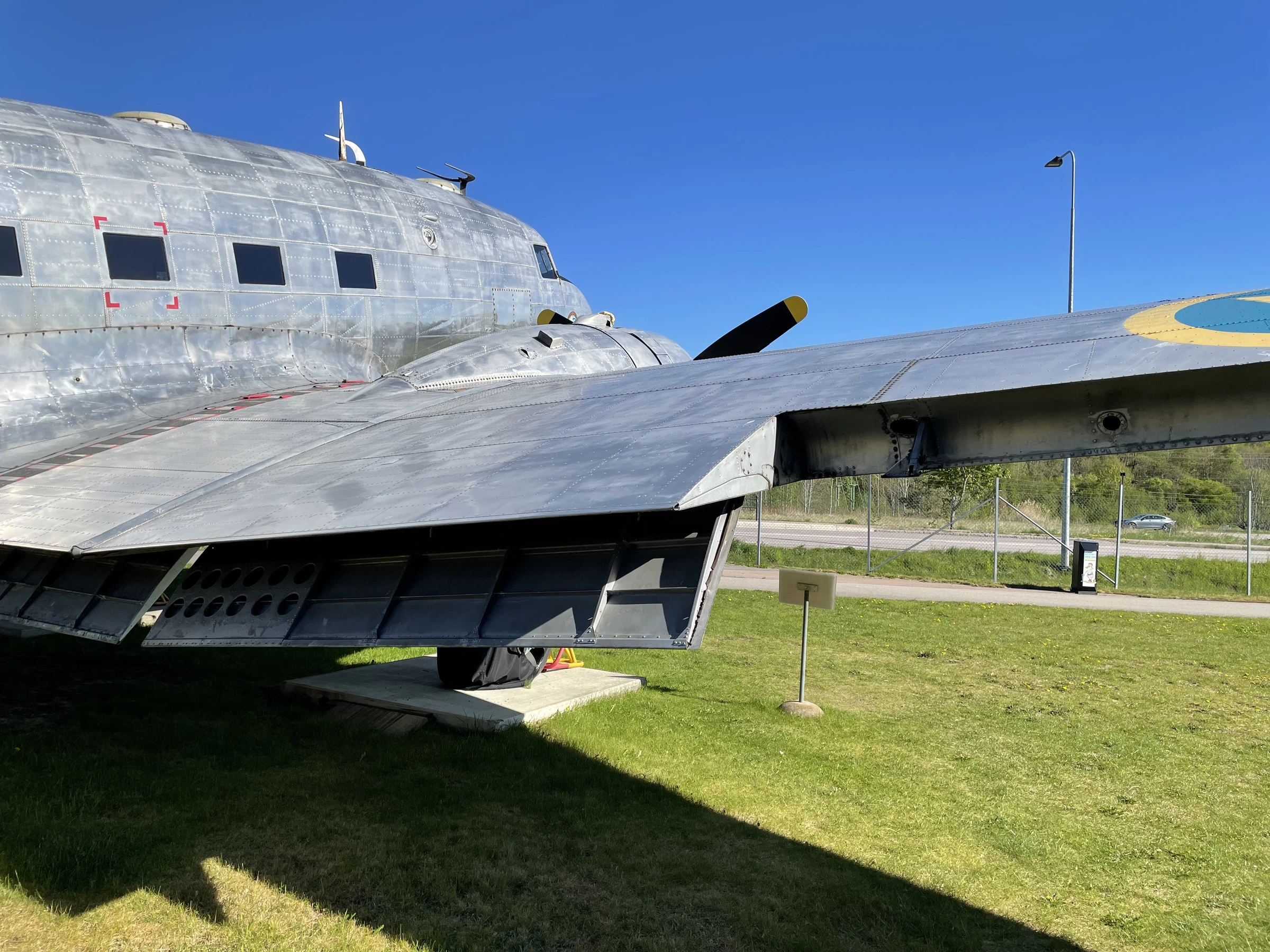 Douglas C 47A Skytrain (Tp 79)