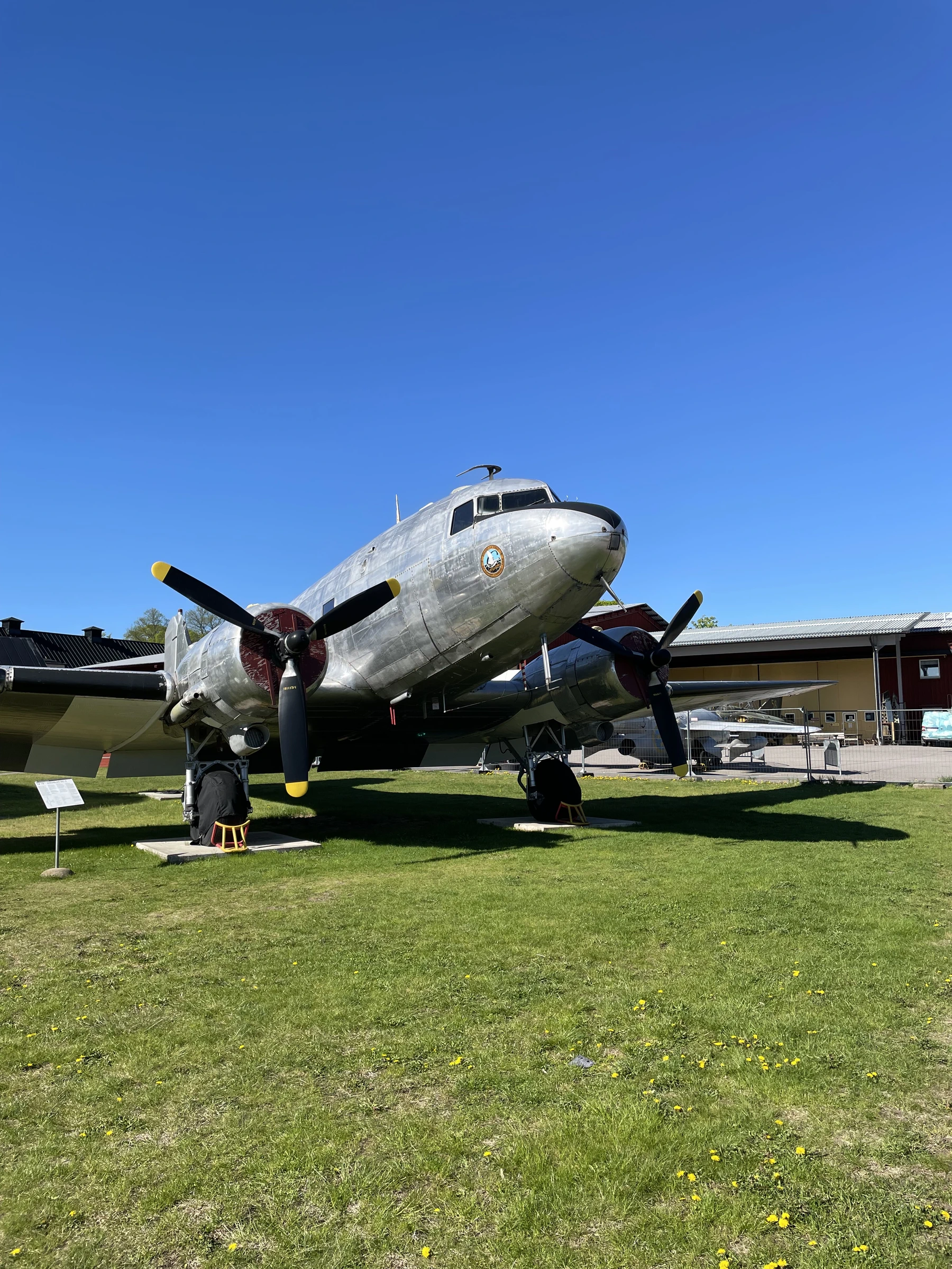 Douglas C 47A Skytrain (Tp 79)