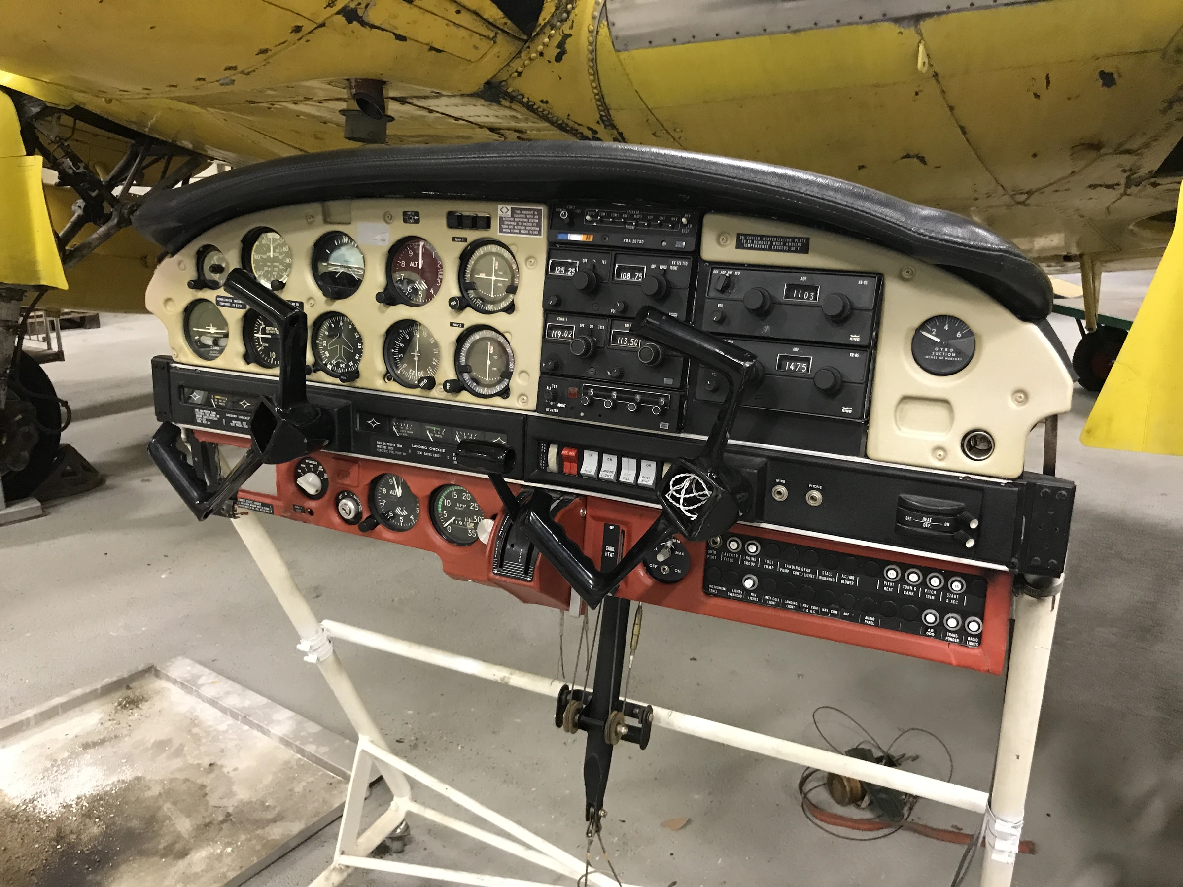 Douglas Skyraider AD 4 W