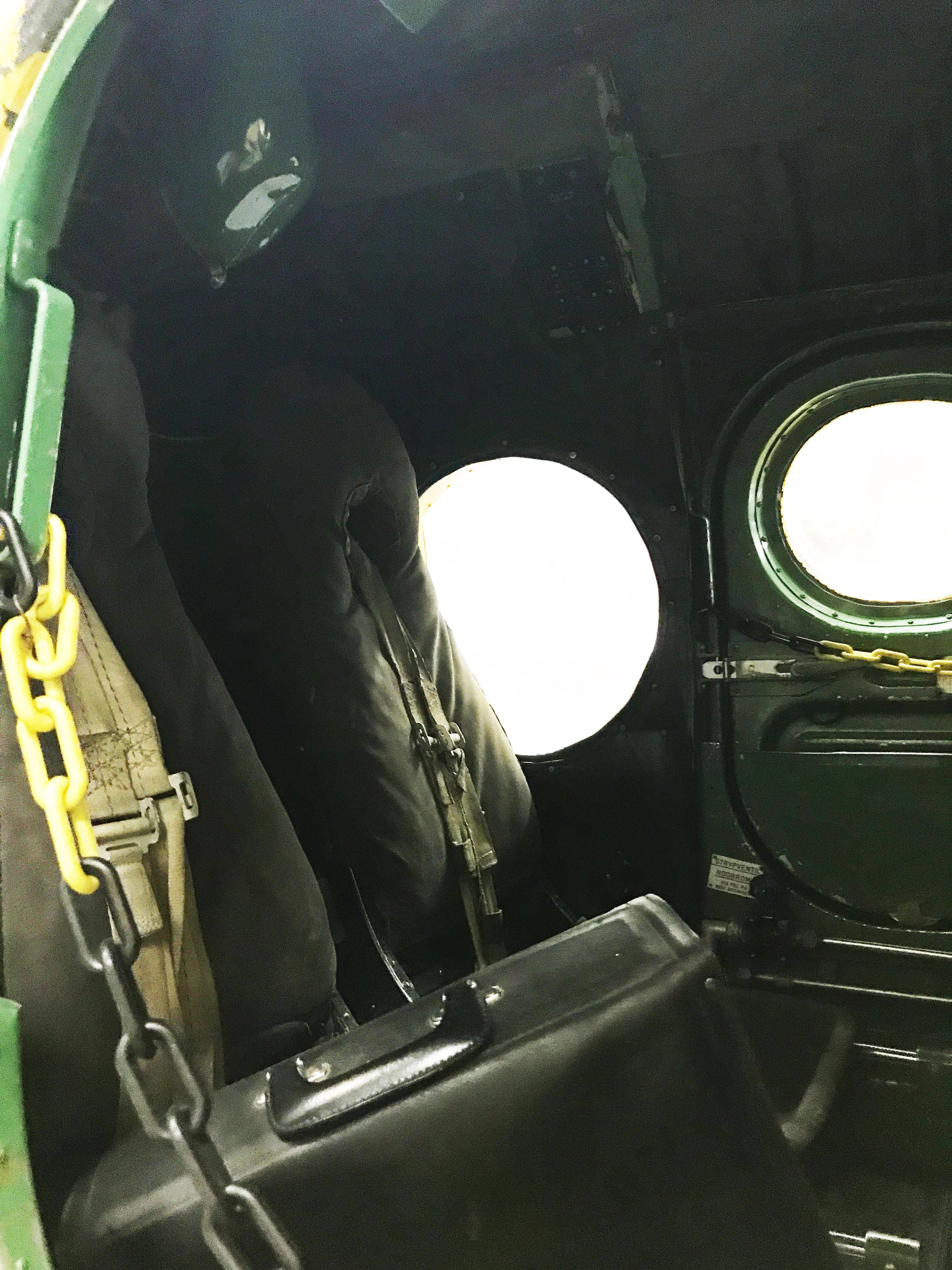 Douglas Skyraider AD 4 W