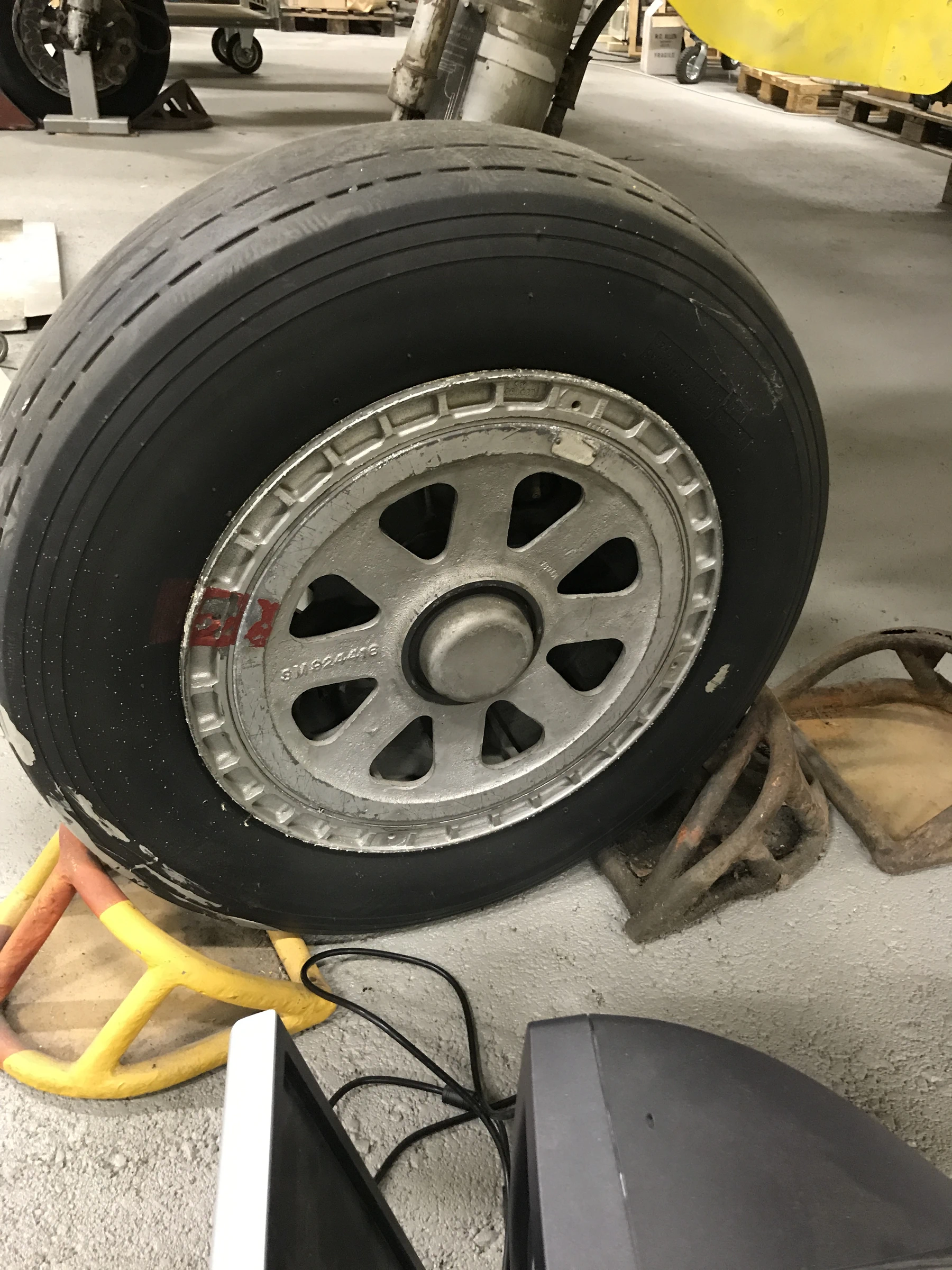 Douglas Skyraider AD 4 W