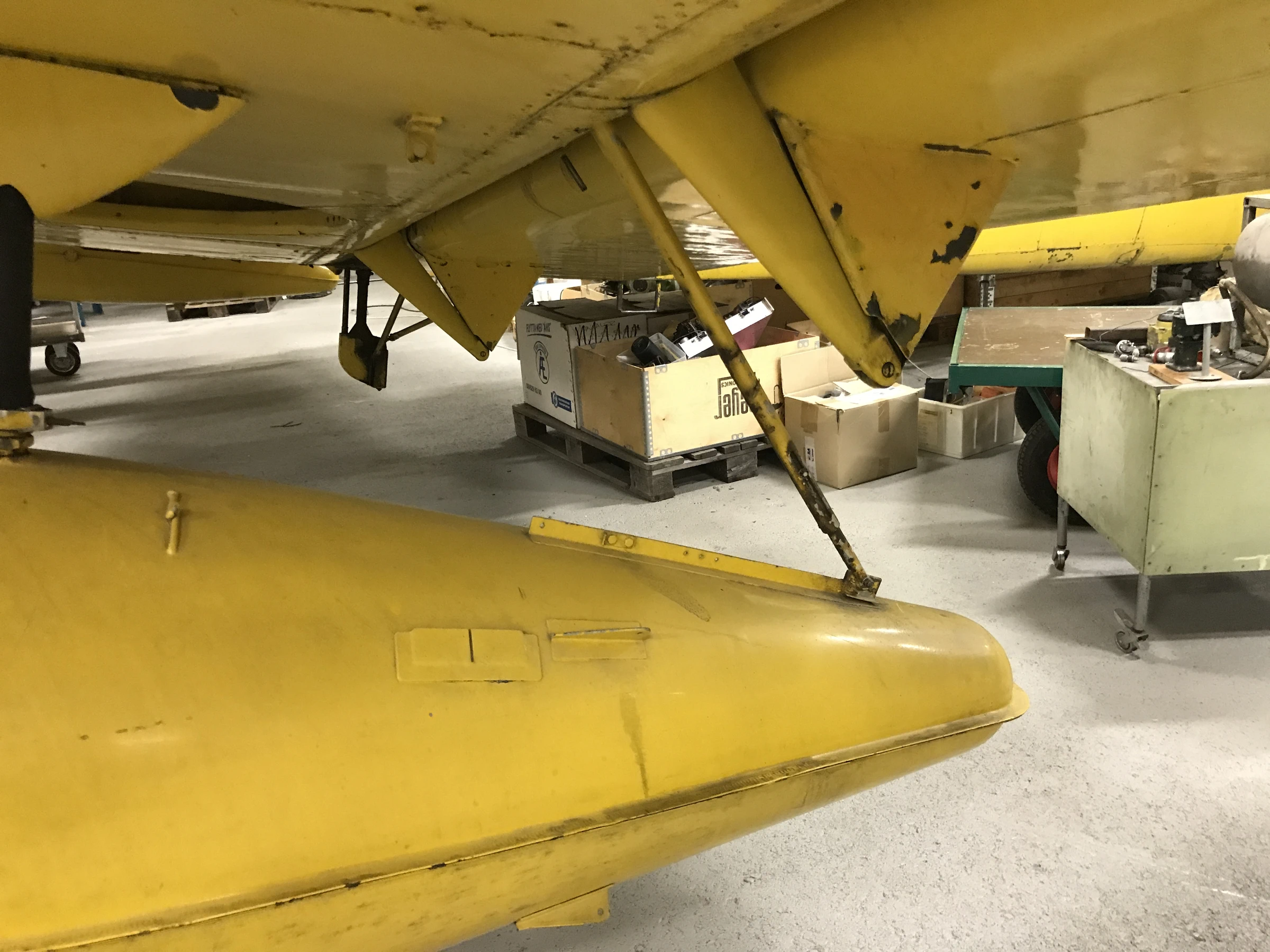 Douglas Skyraider AD 4 W