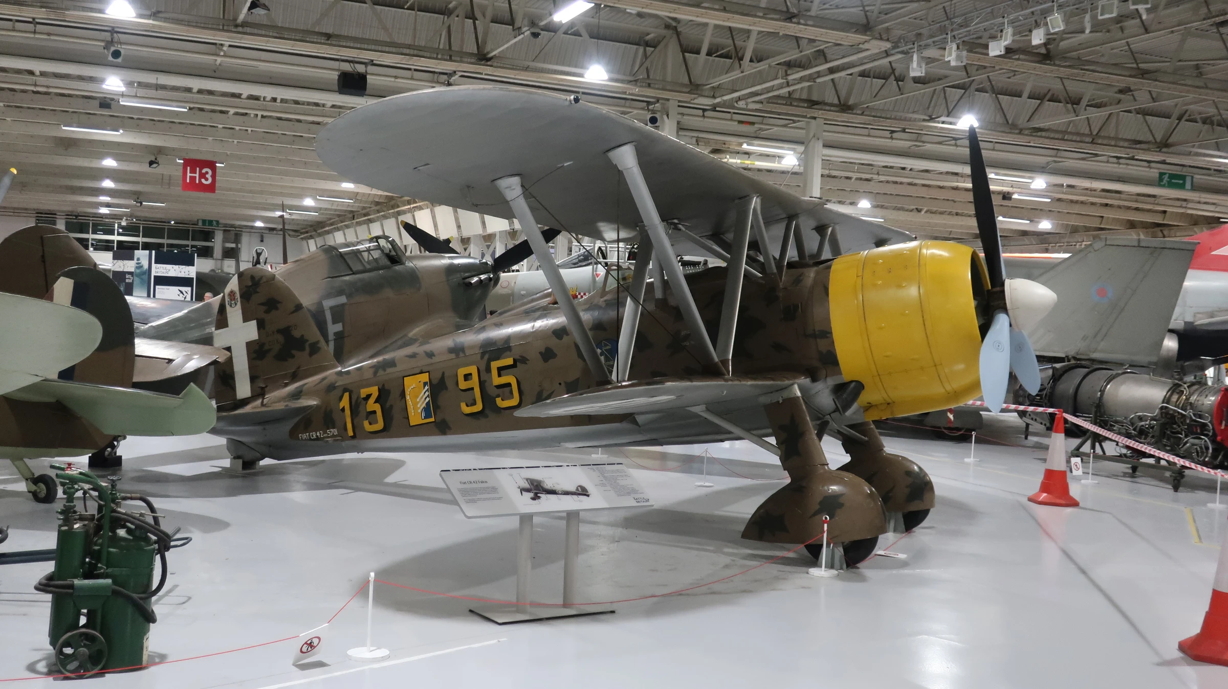 Fiat CR.42 Falco (MM5701 13 95)