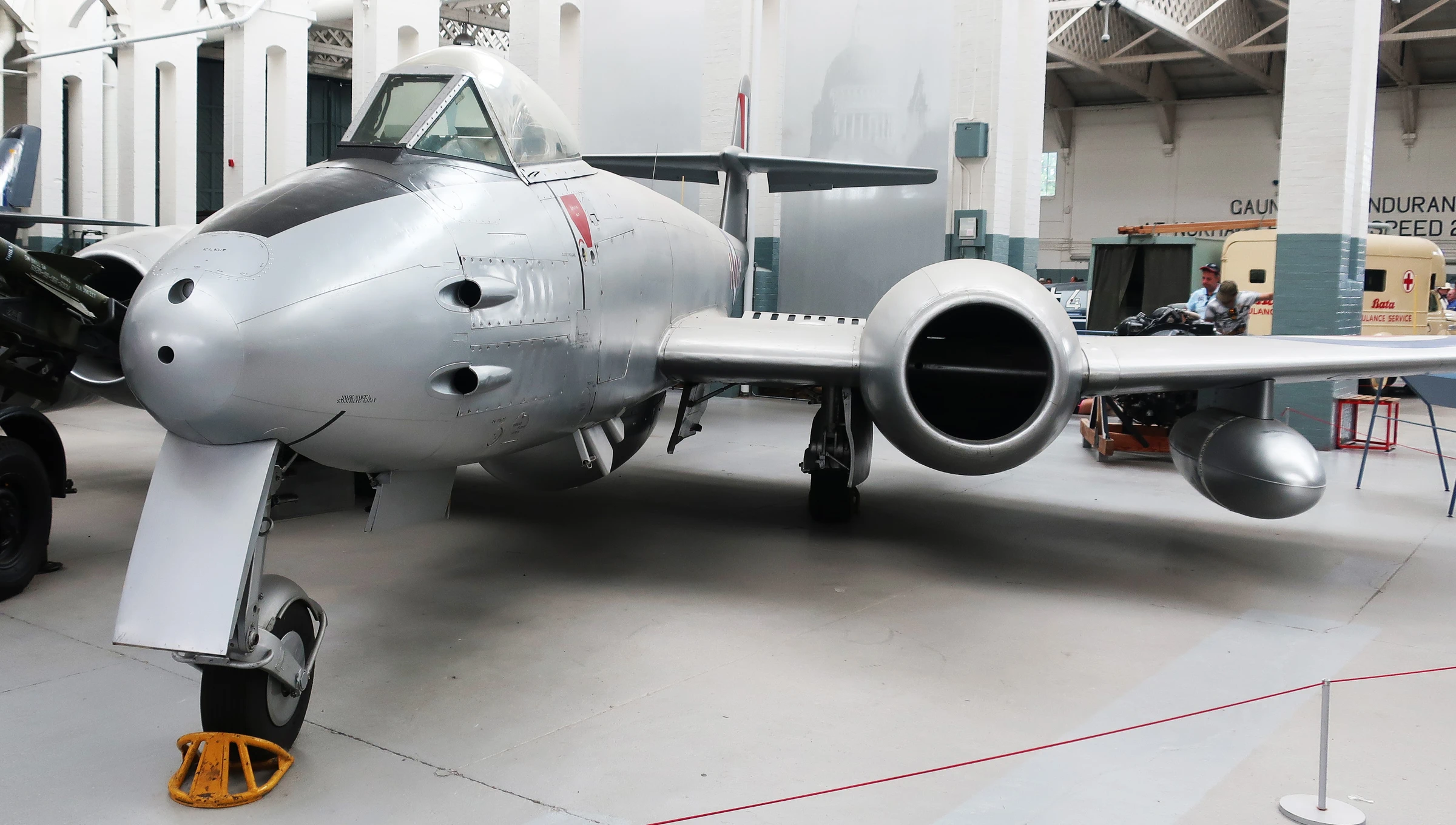 Gloster Meteor F.8 Duxford