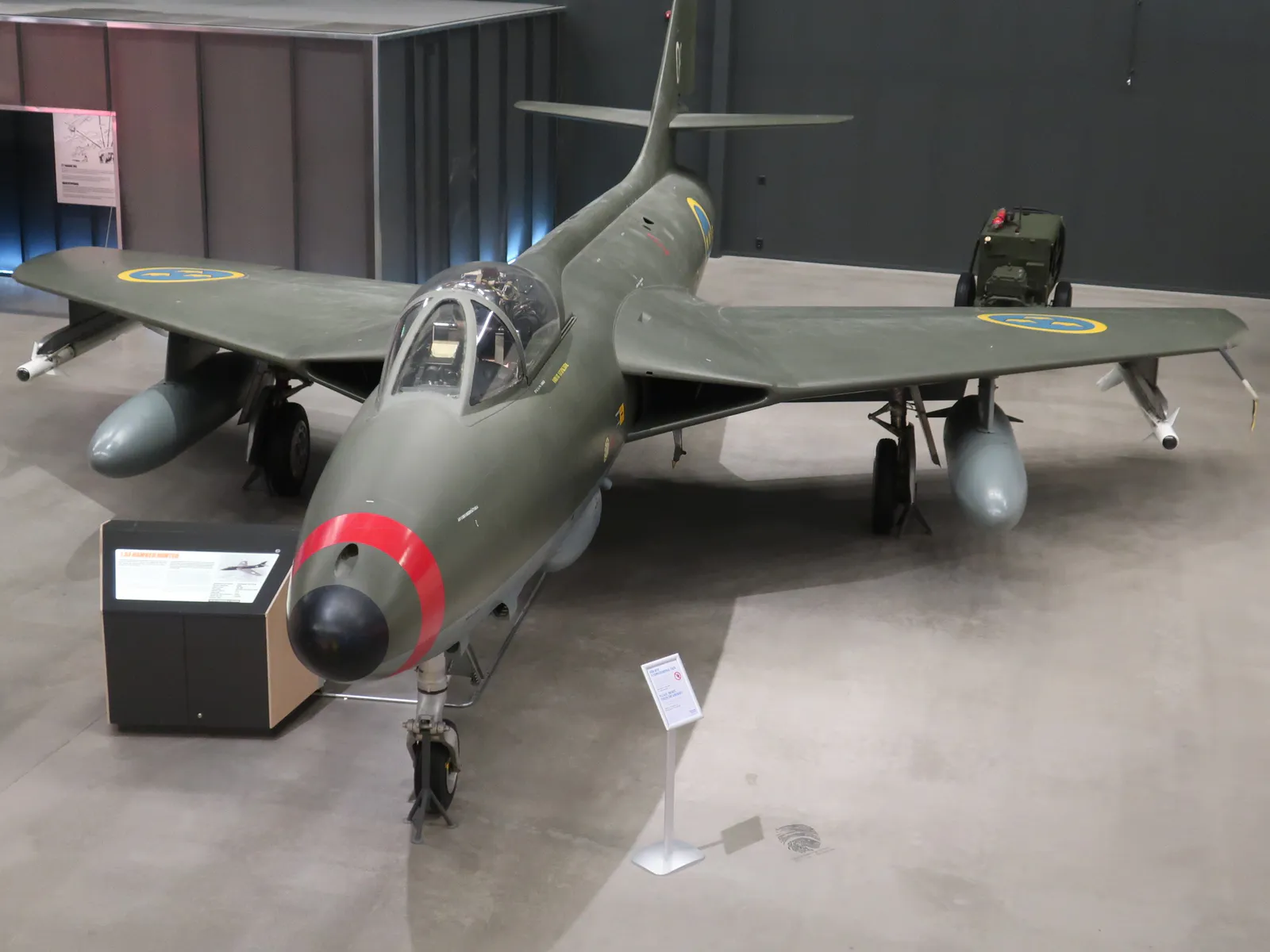Hawker Hunter Front