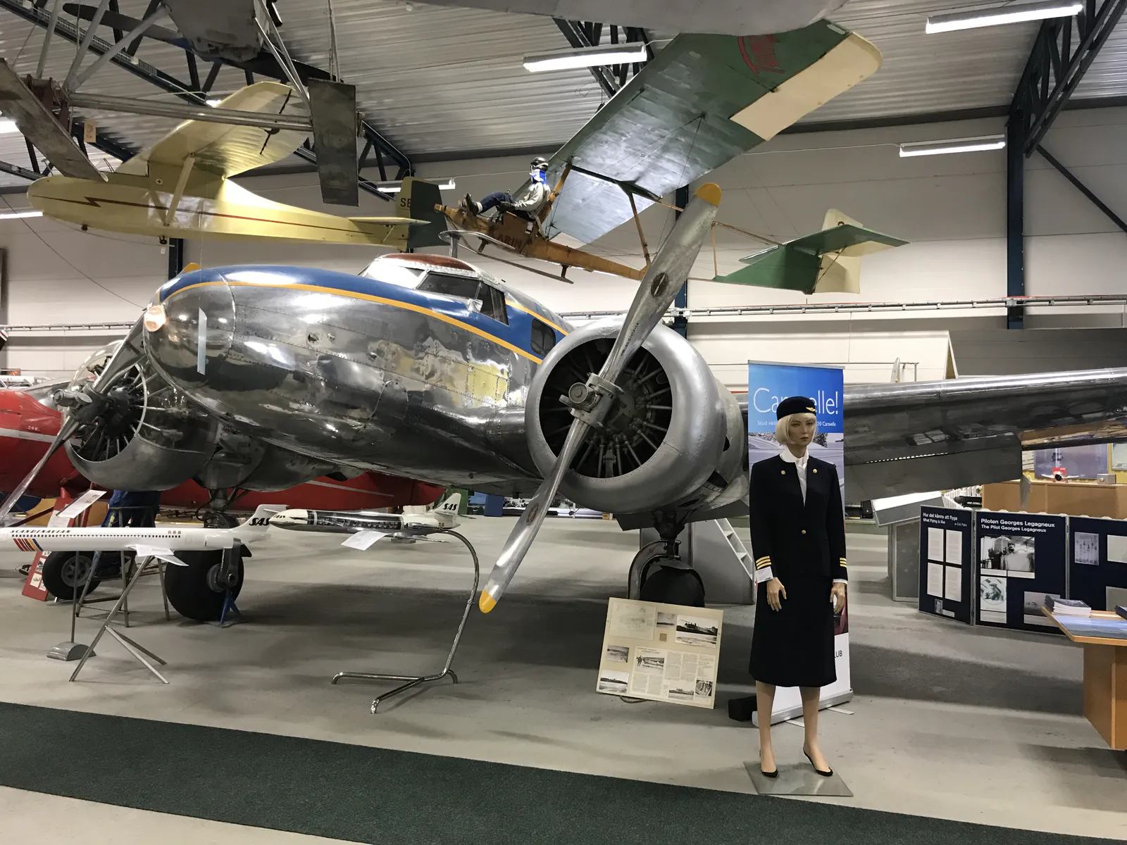 Lockheed L 12A Electra Junior Front