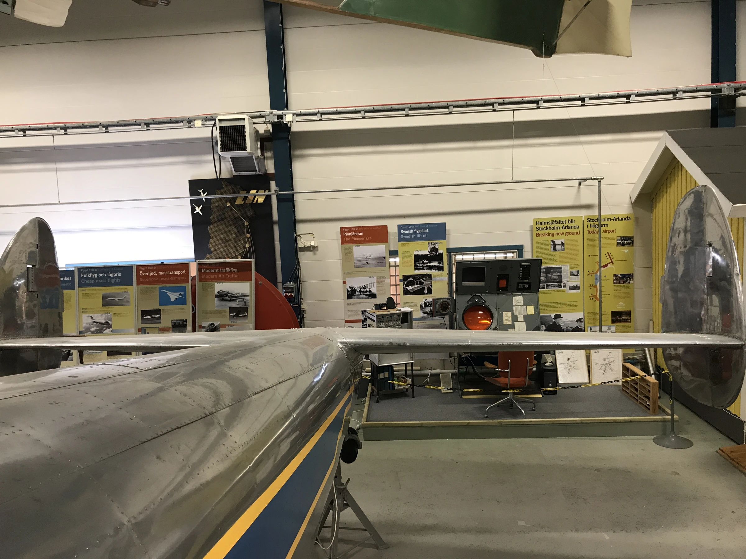 Lockheed L 12A Electra Junior3561