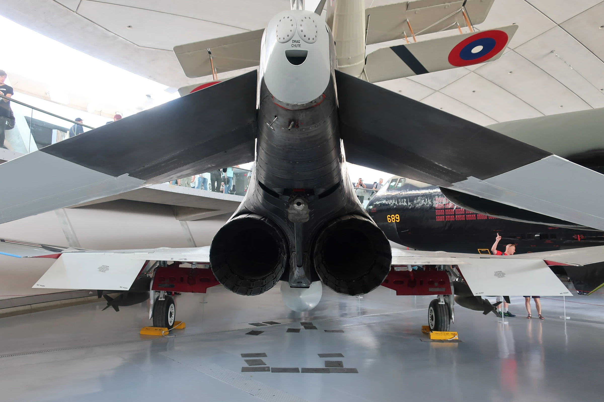 McDonnell Douglas F 4J Phantom II