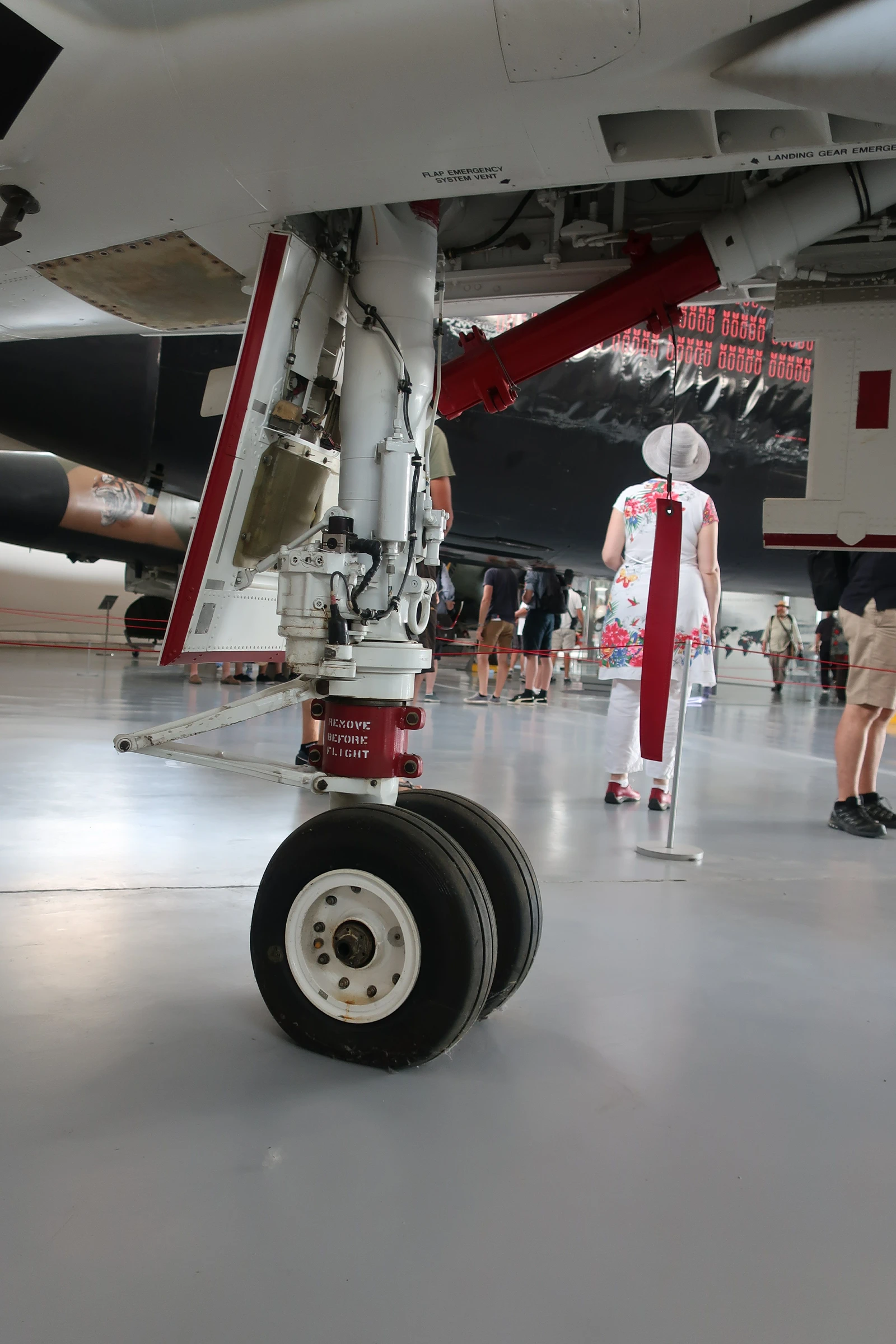 McDonnell Douglas F 4J Phantom II