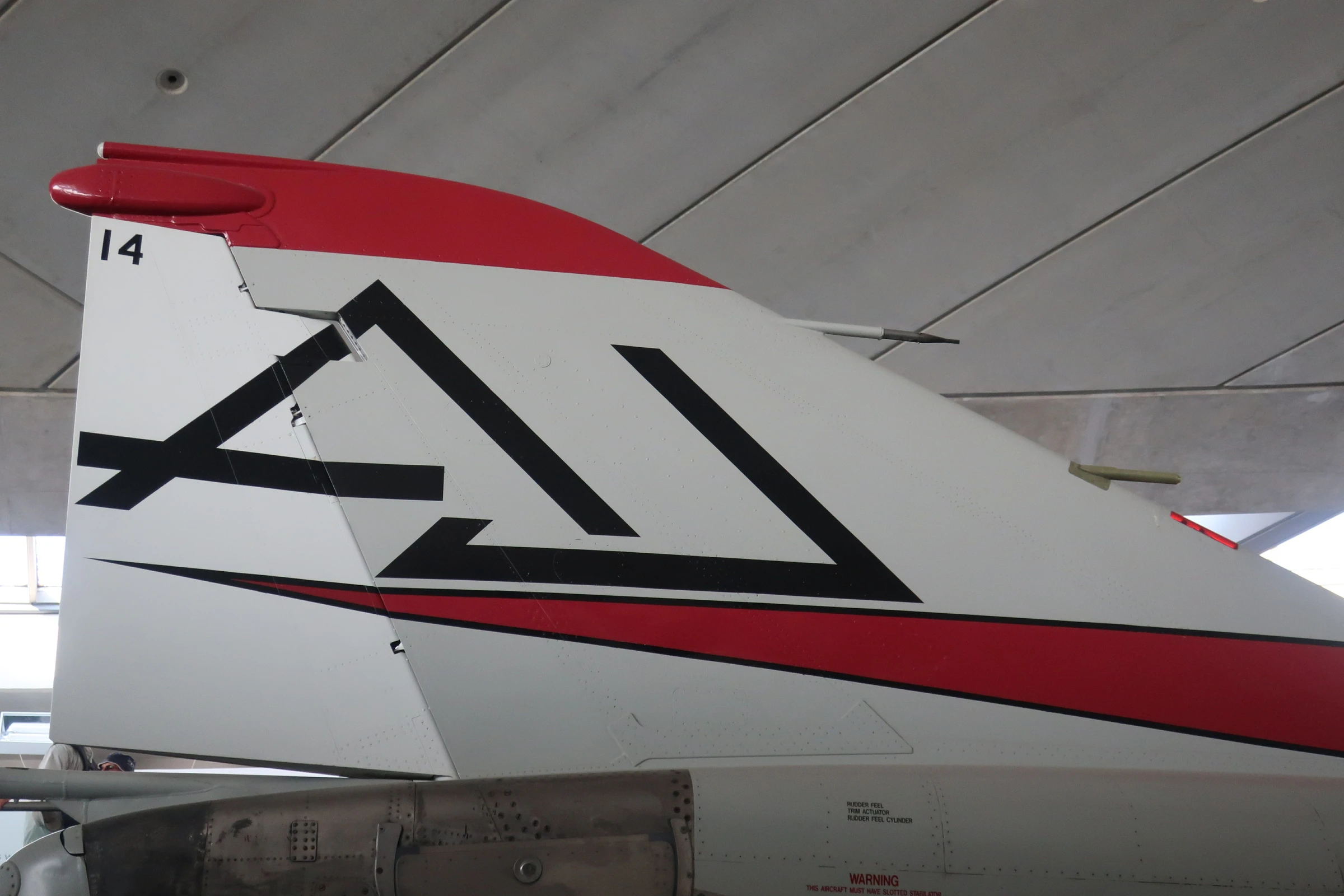 McDonnell Douglas F 4J Phantom II