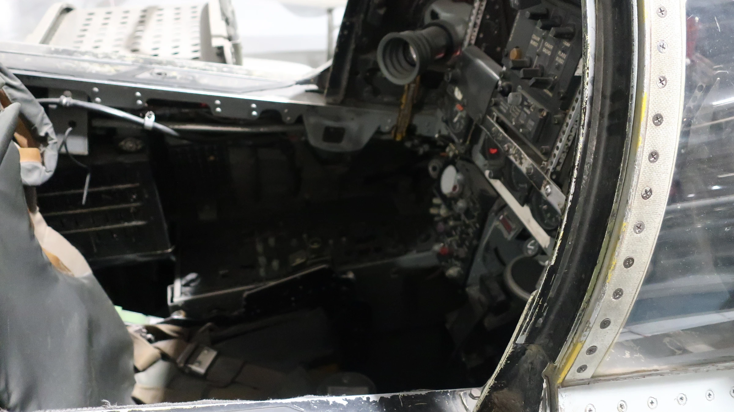 McDonnell Douglas Phantom FGR.2 (XV424)