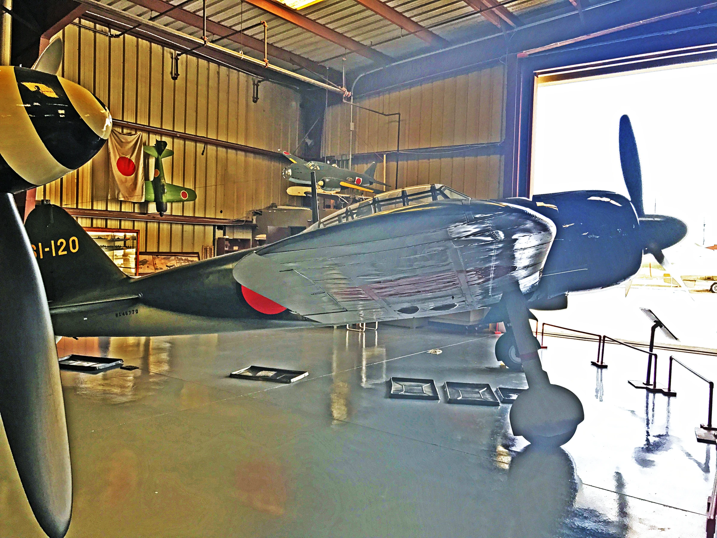 Mitsubishi A6M5 Zero