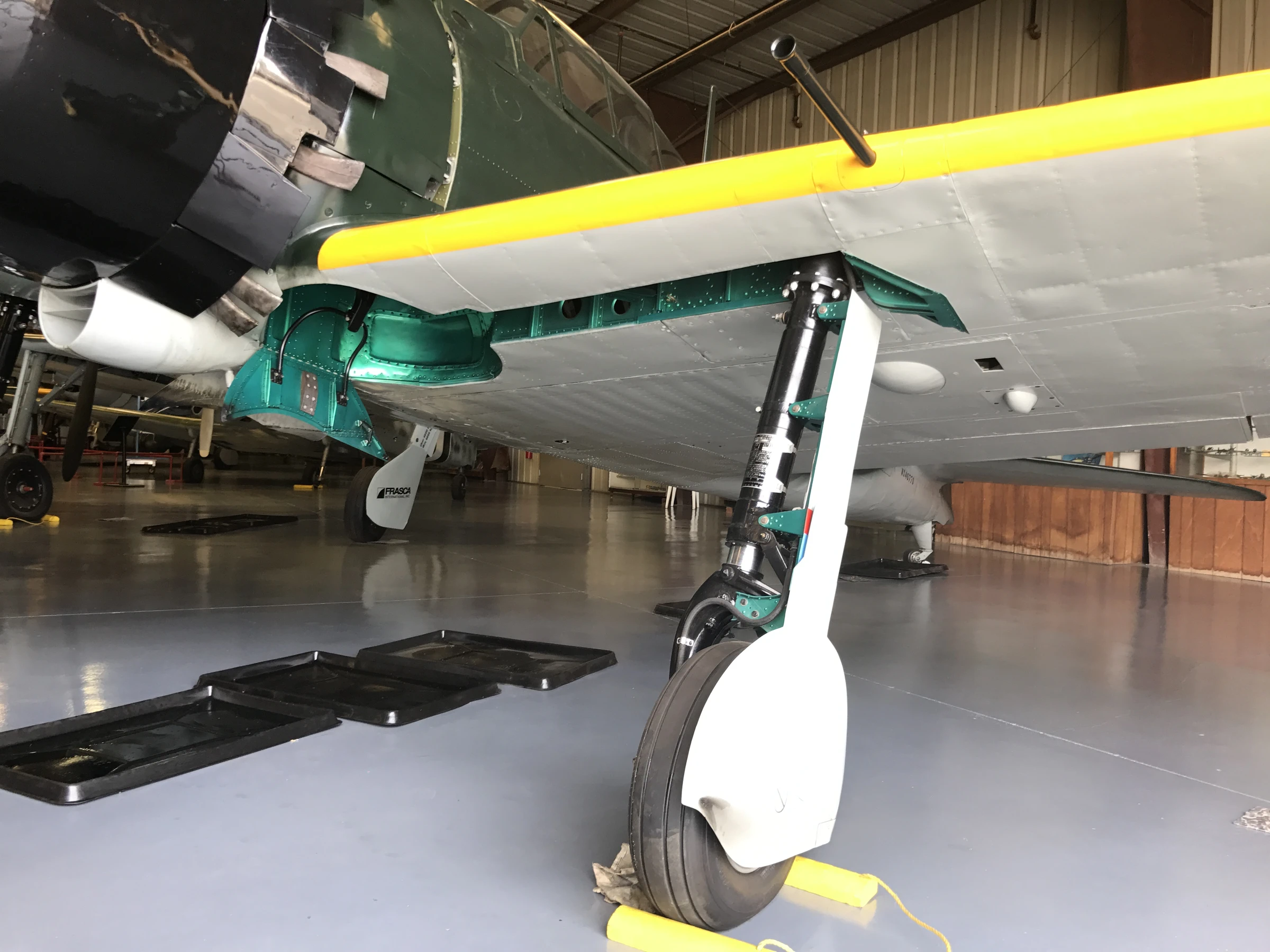 Mitsubishi A6M5 Zero