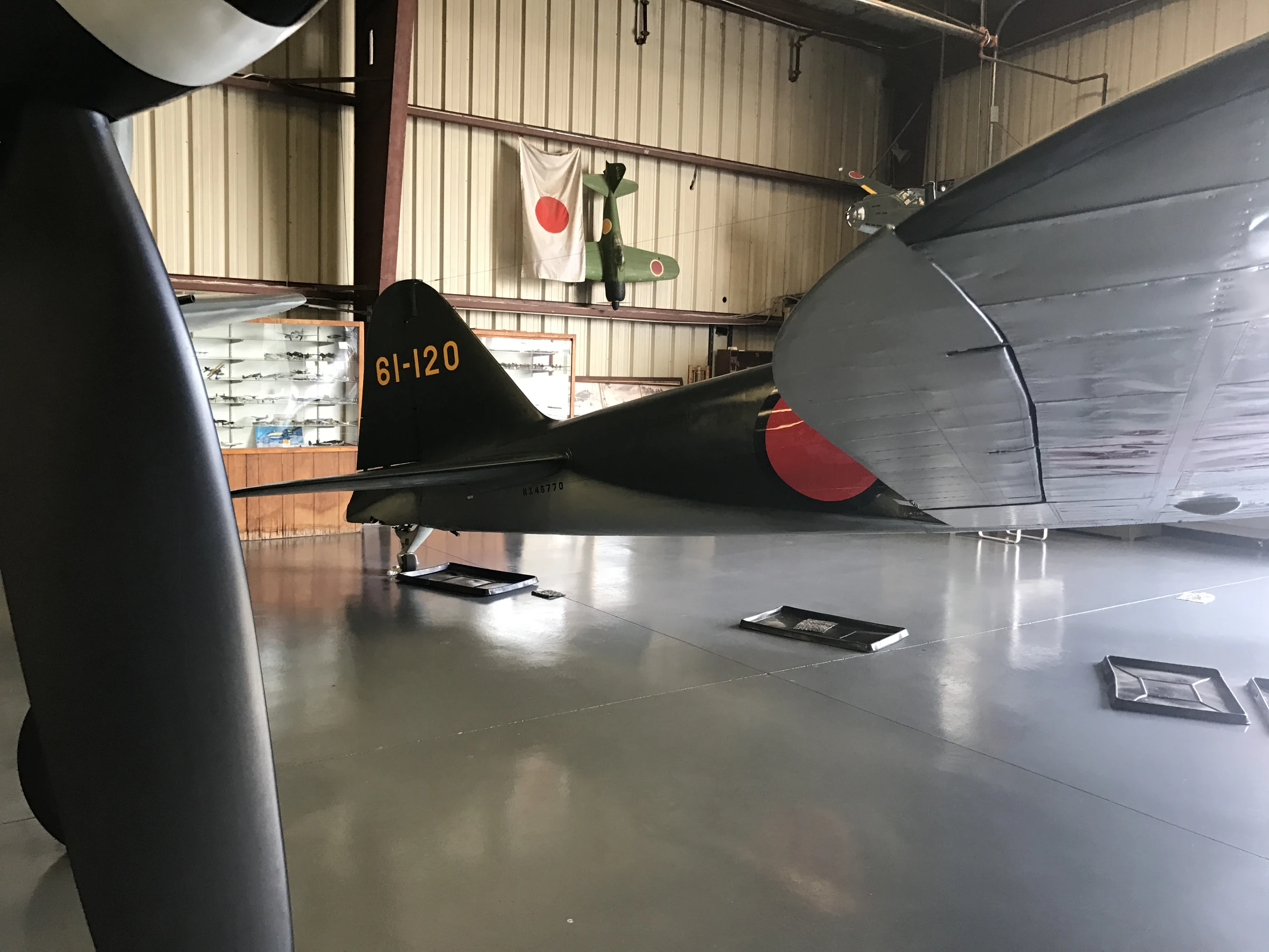 Mitsubishi A6M5 Zero