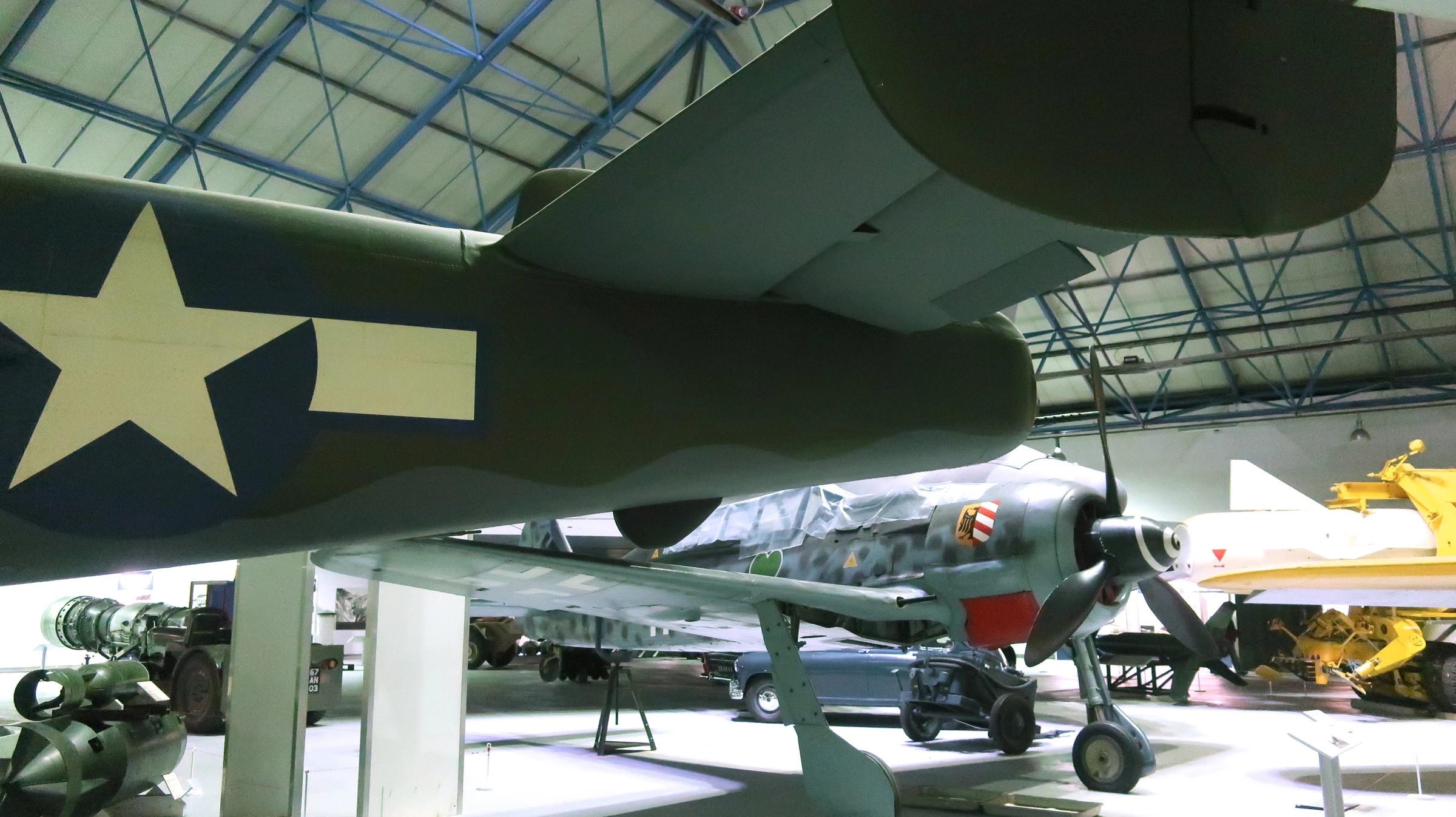 North American B 25J Mitchell (44 29366)