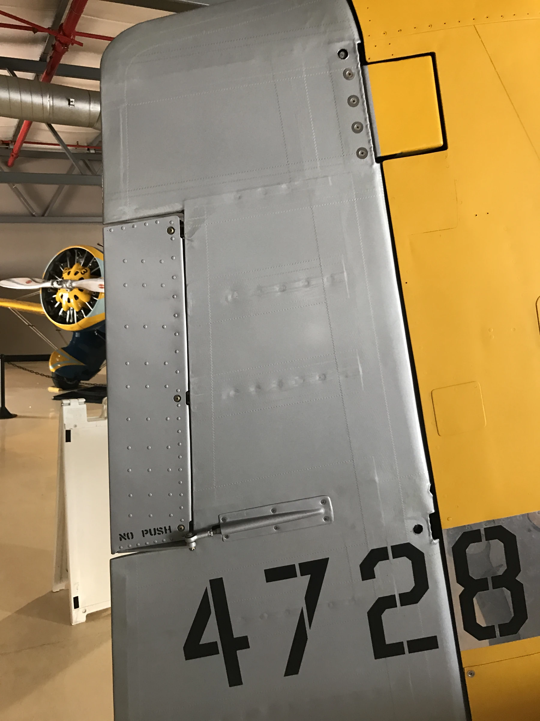 North American P 51D Mustang (124 48335)