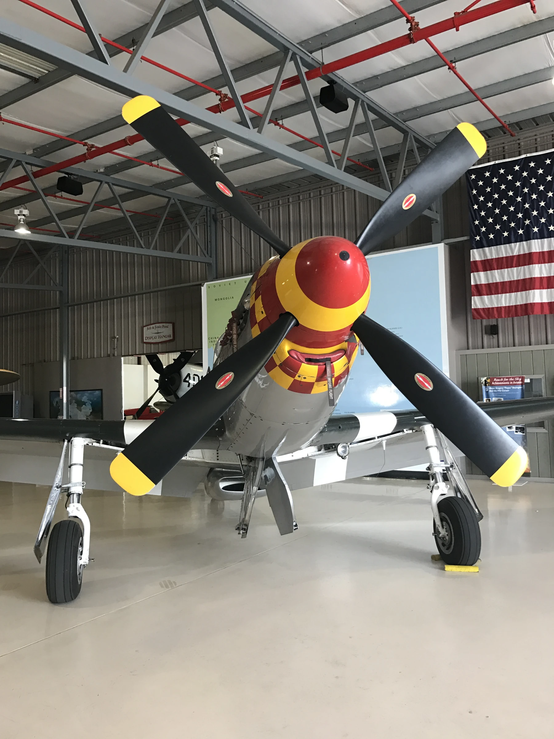 North American P 51D Mustang (44 13334)