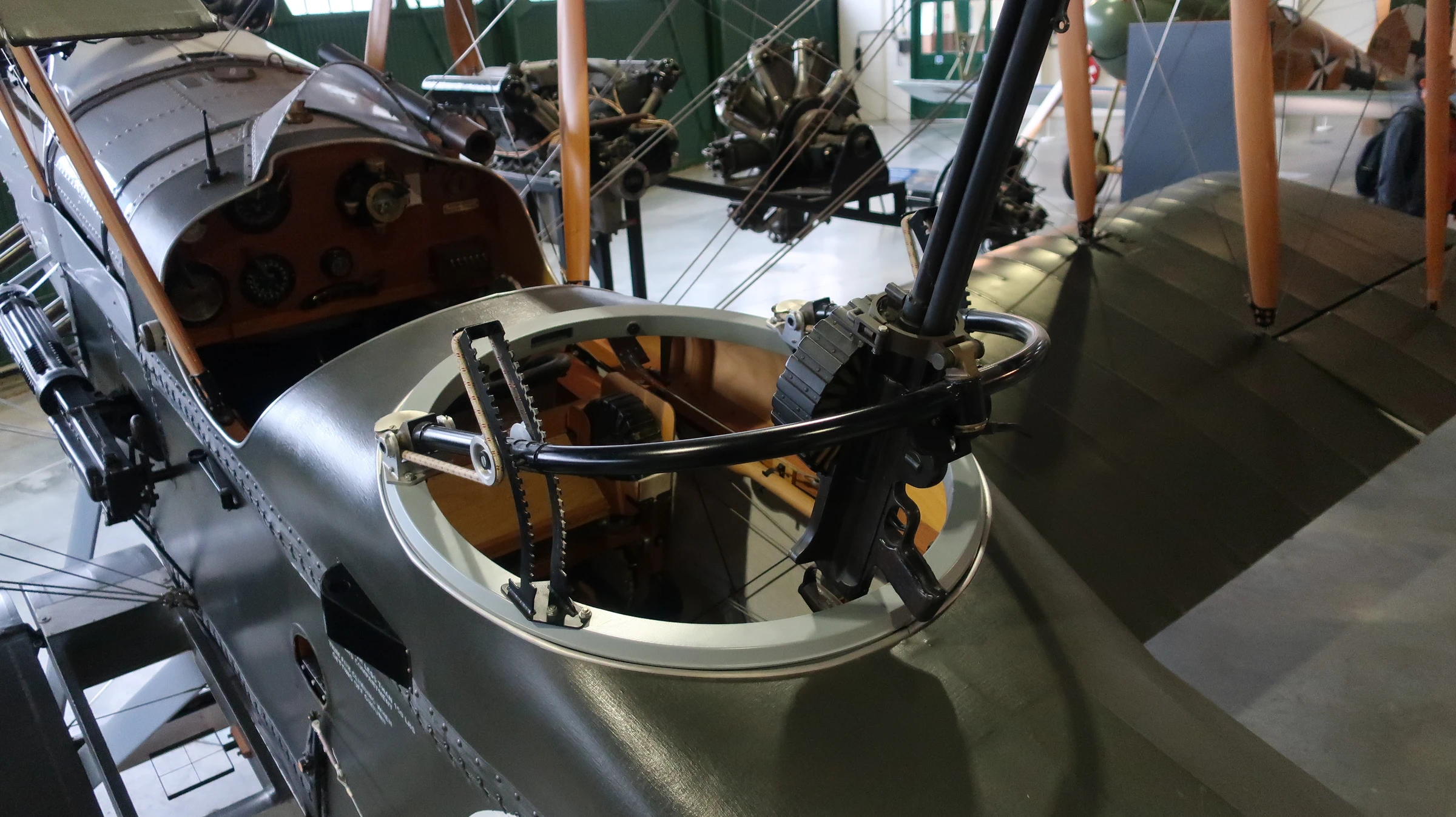 Royal Aircraft Factory RE.8 (replica)