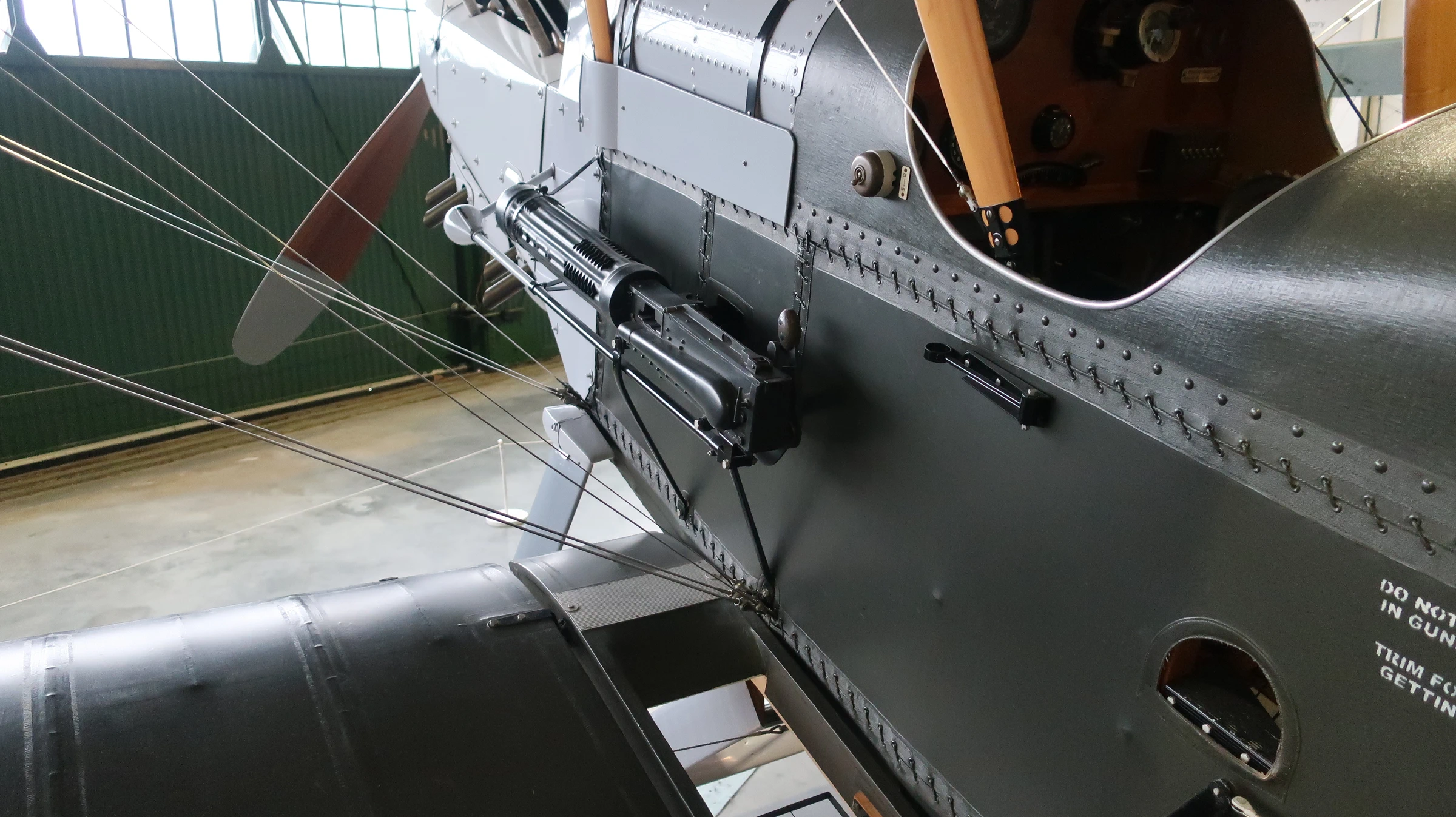 Royal Aircraft Factory RE.8 (replica)