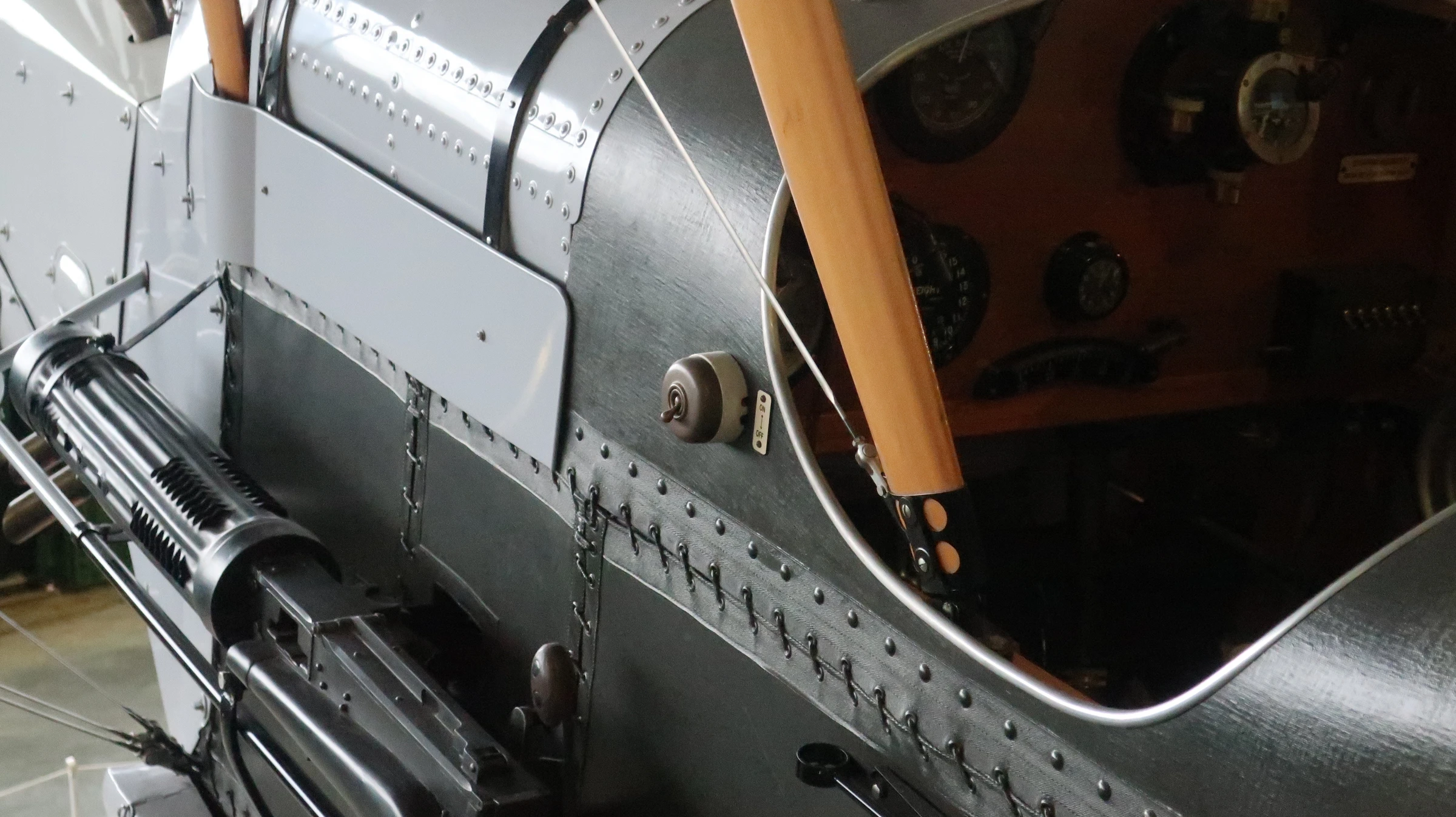 Royal Aircraft Factory RE.8 (replica)