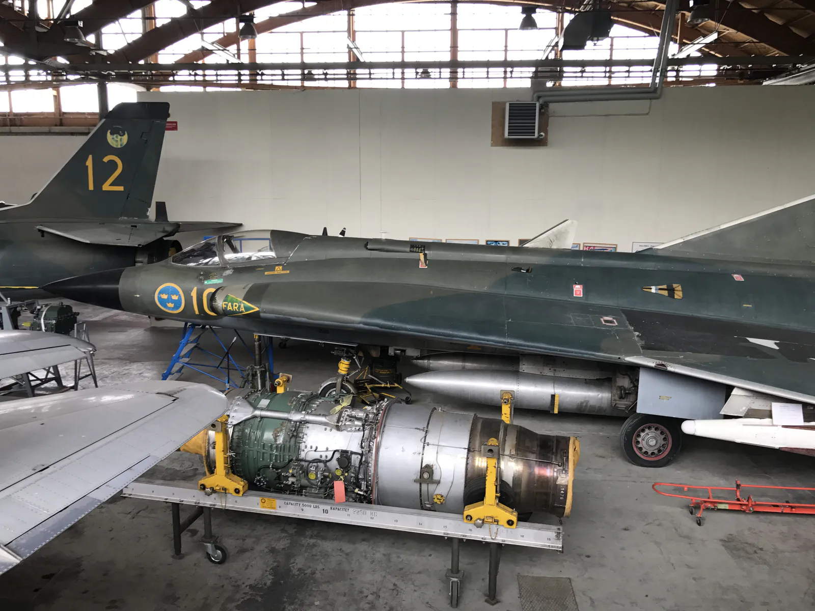 SAAB J 35F 2 Draken Front