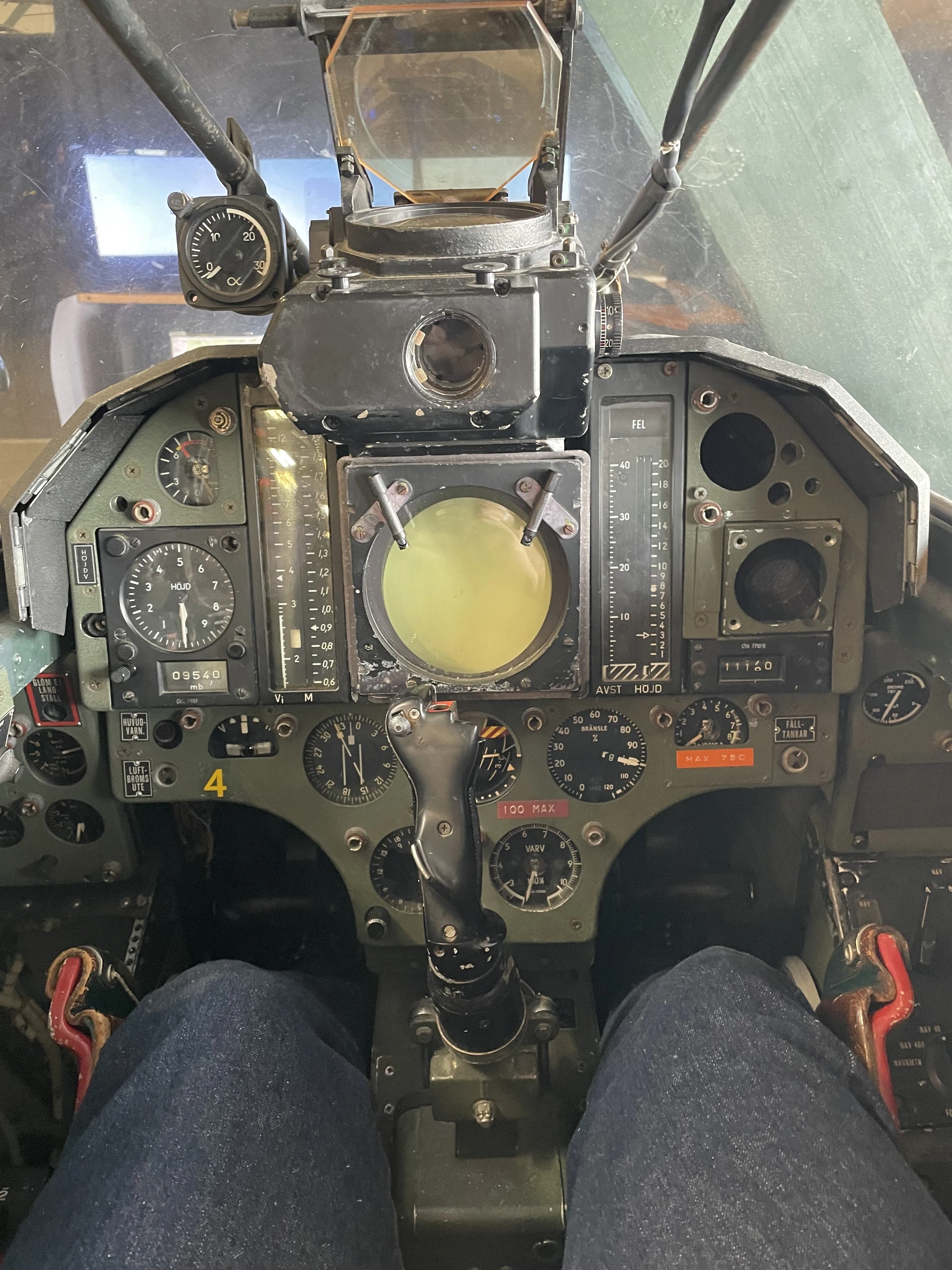 SAAB J35 Draken Cockpit