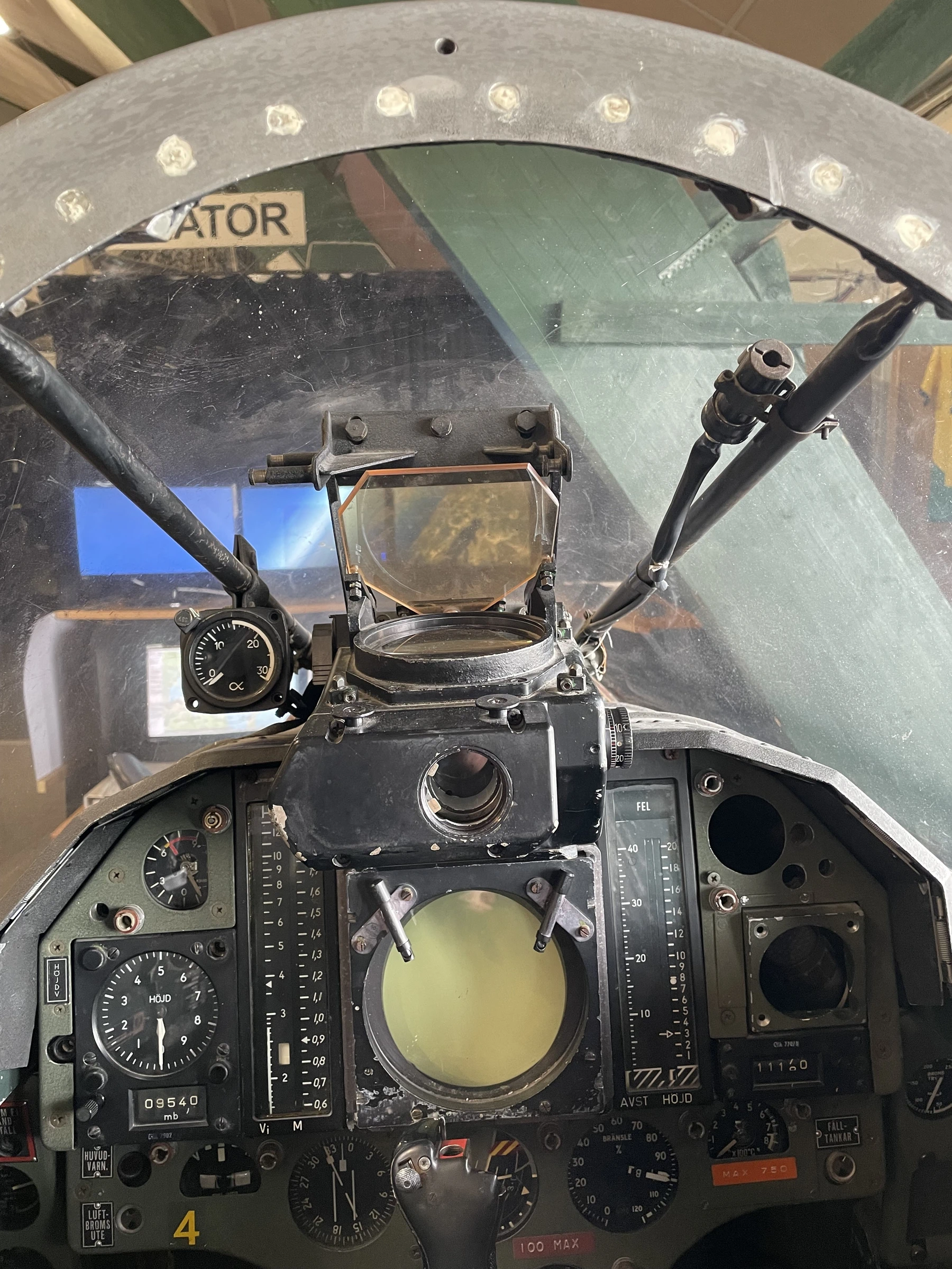 SAAB J35 Draken Cockpit