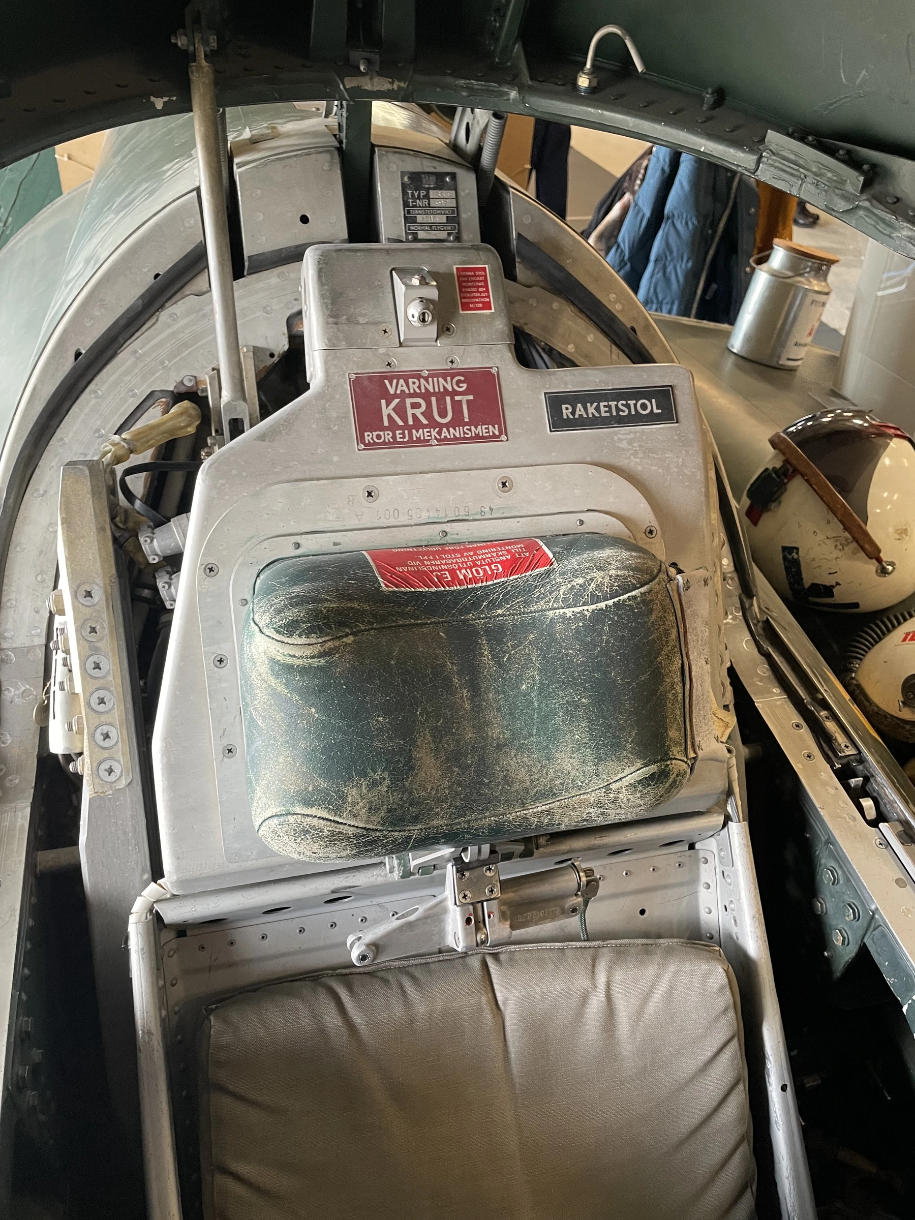 SAAB J35 Draken Cockpit