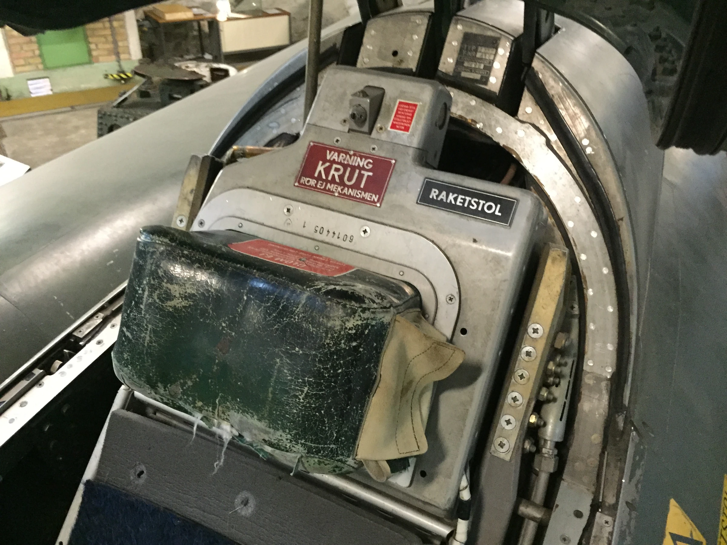 SAAB J35F Draken Cockpit