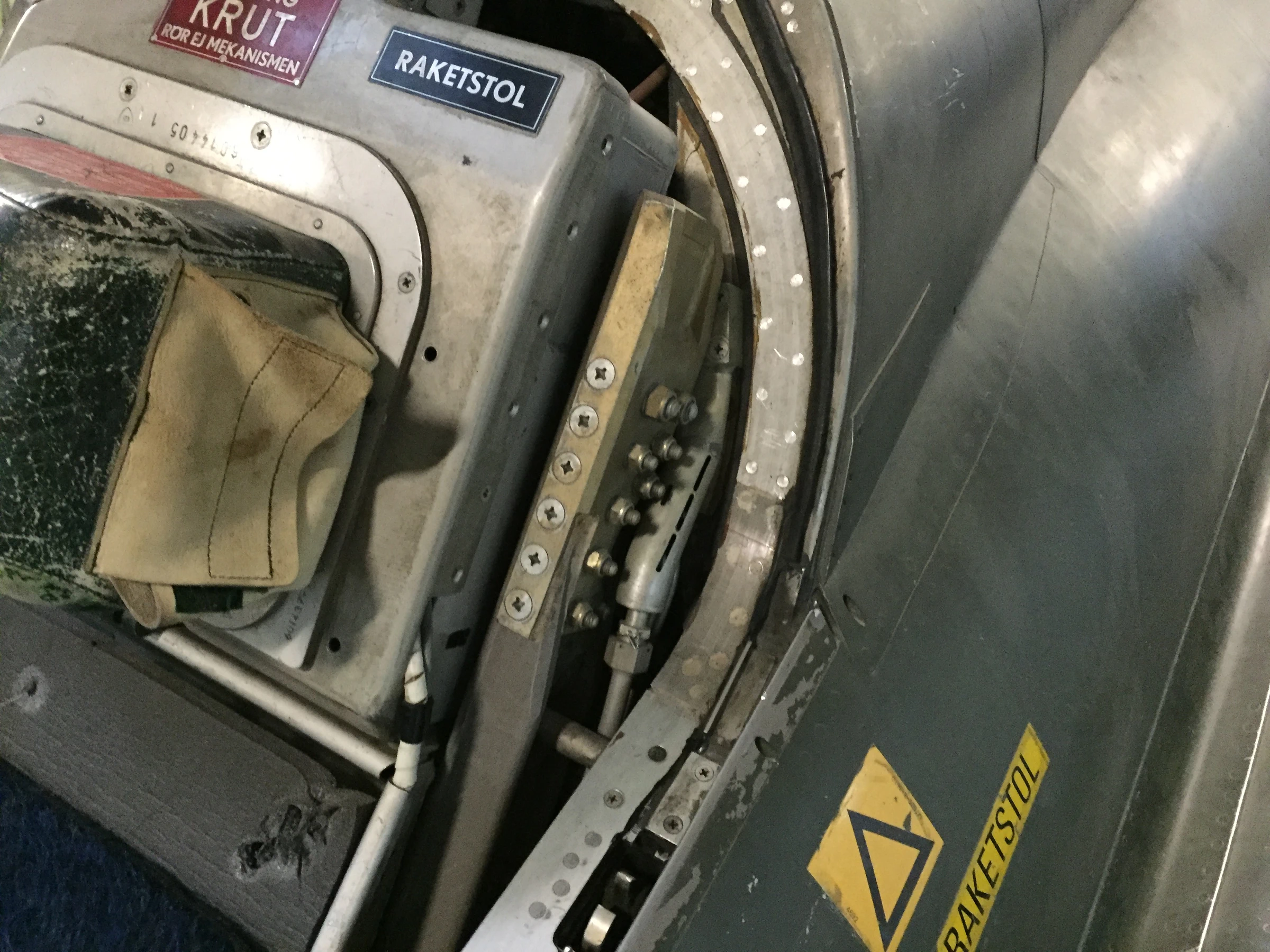 SAAB J35F Draken Cockpit