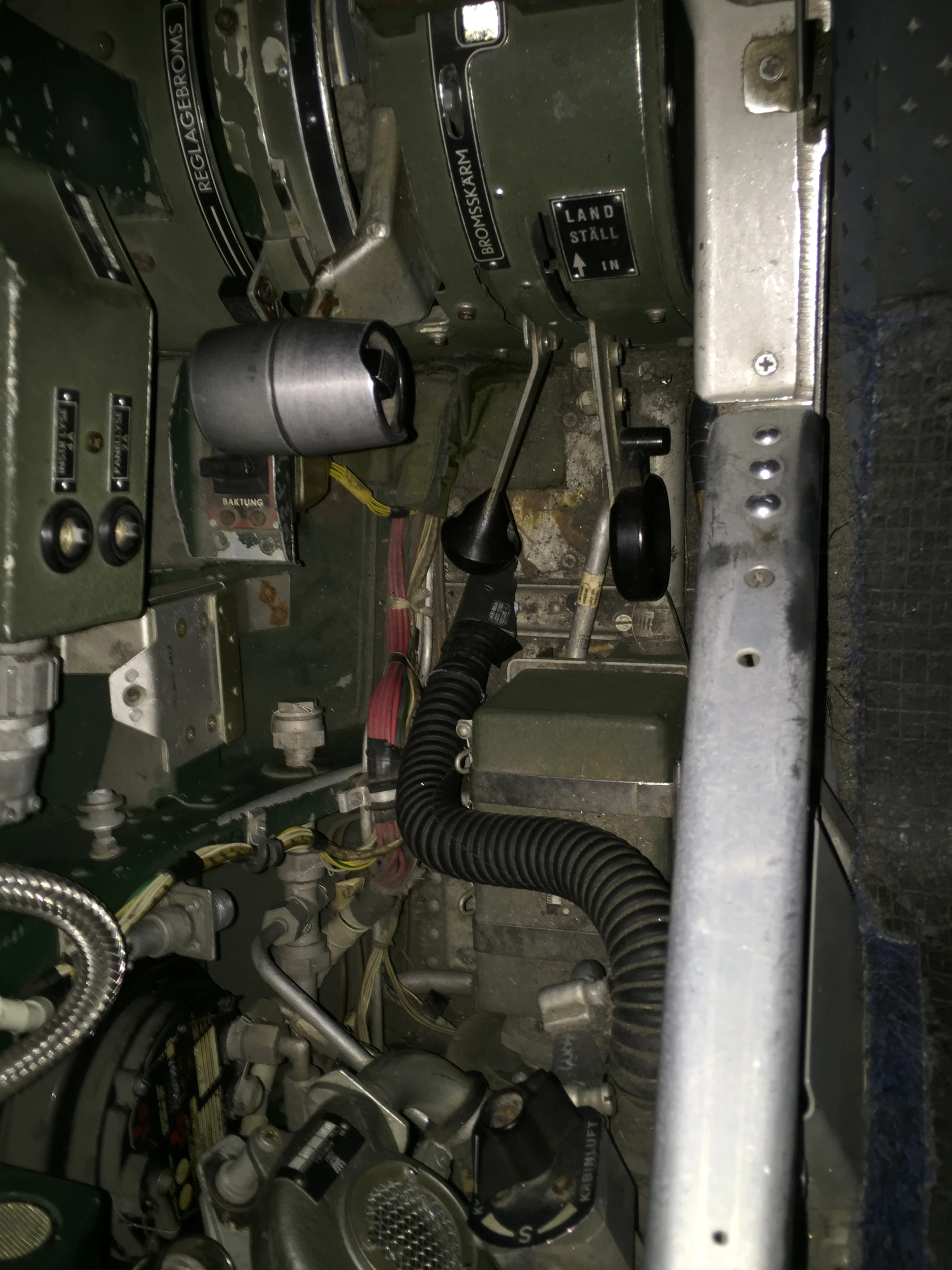 SAAB J35F Draken Cockpit
