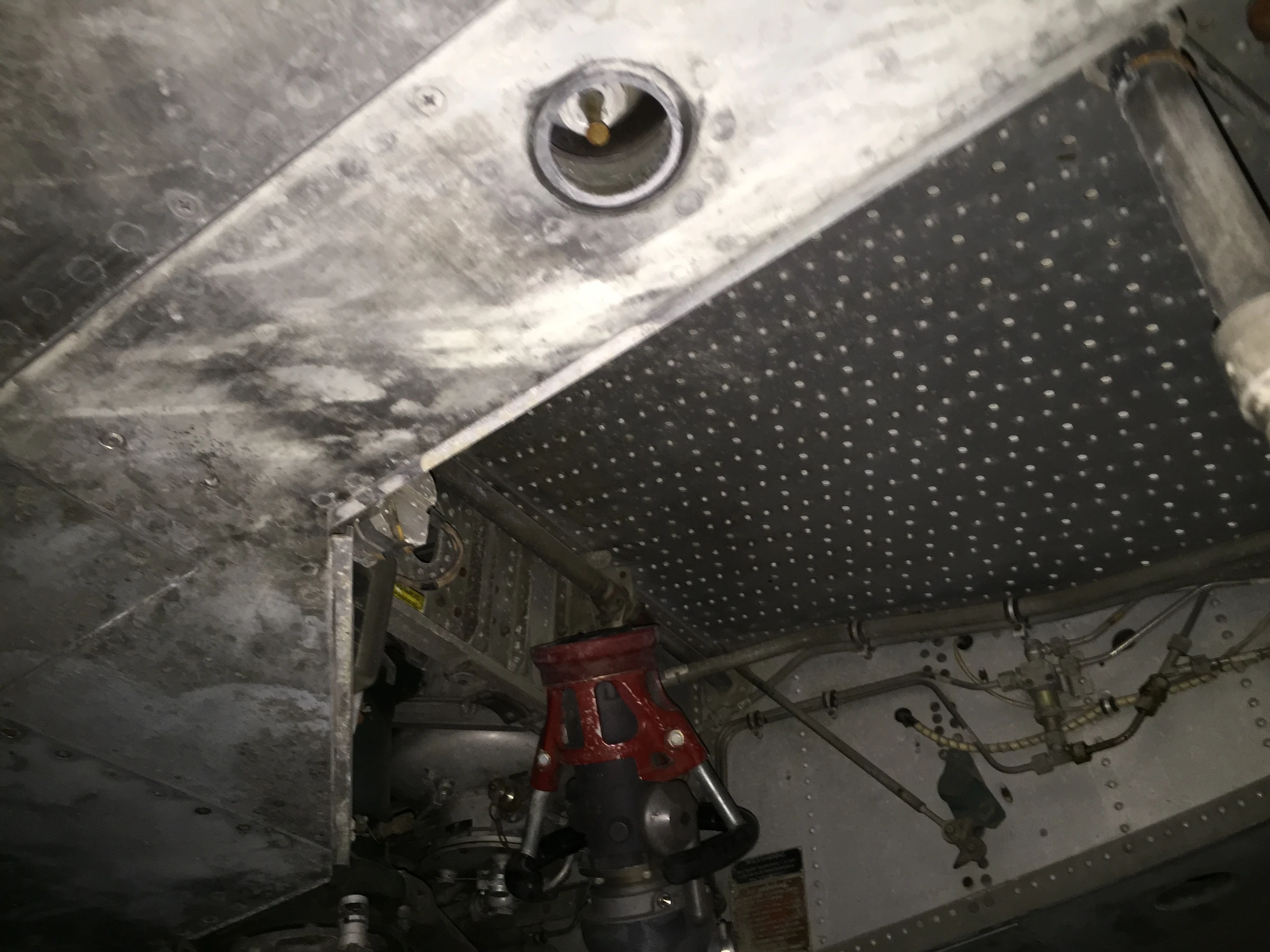 SAAB J35F Draken Main gear