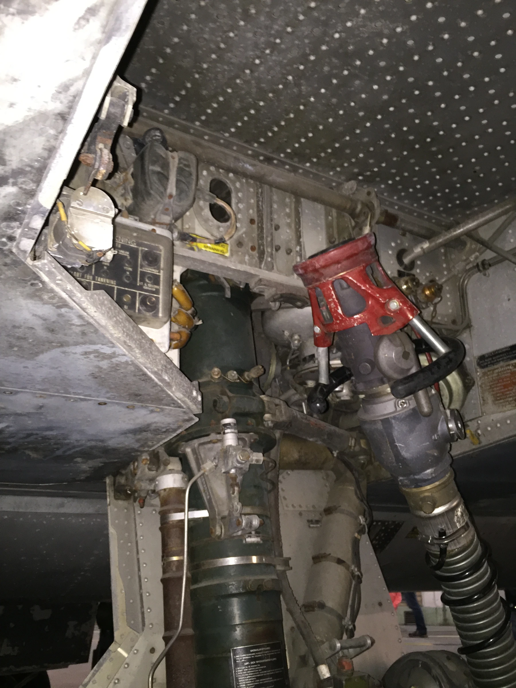 SAAB J35F Draken Main gear