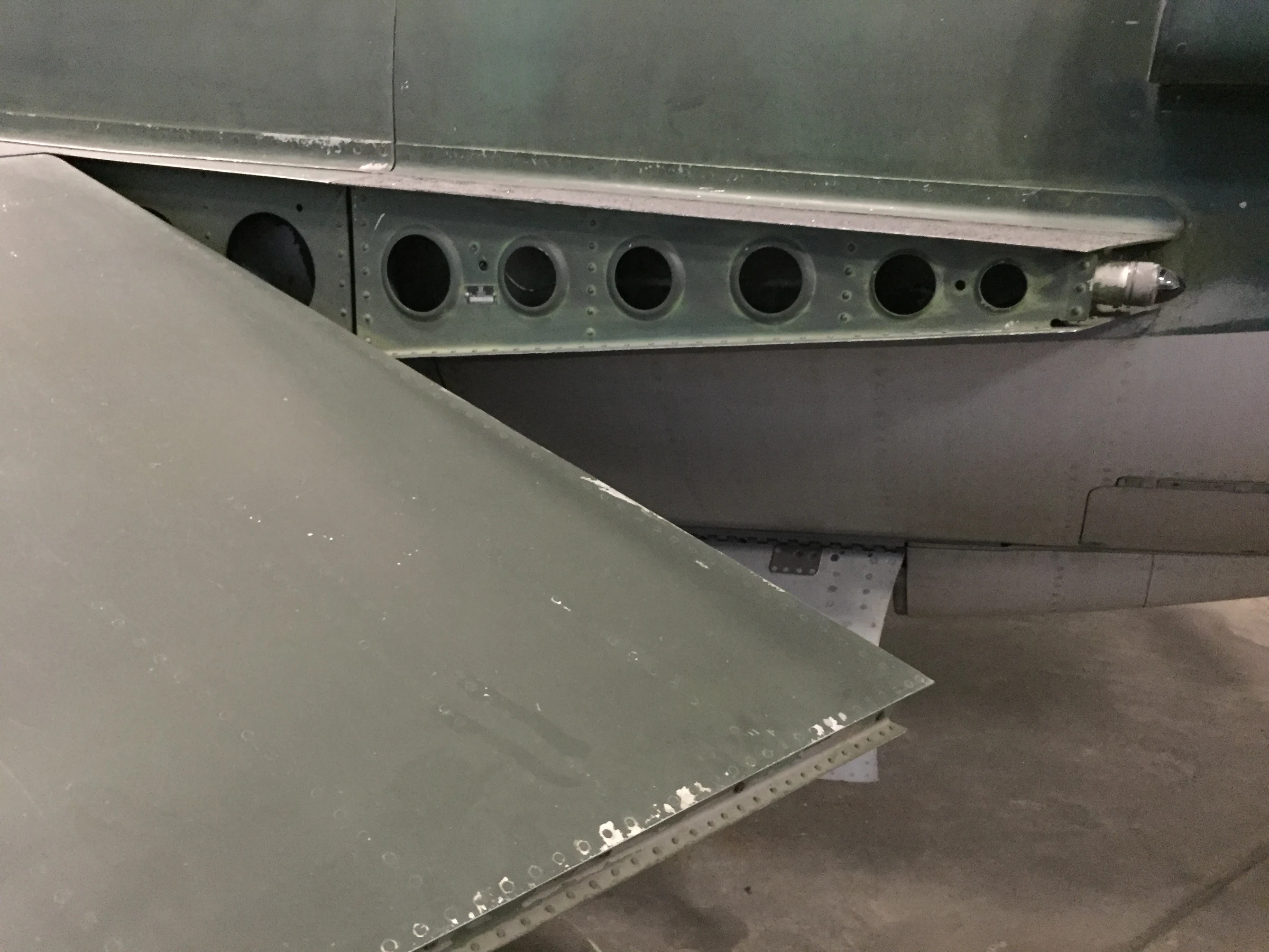 SAAB J35F Draken Wing