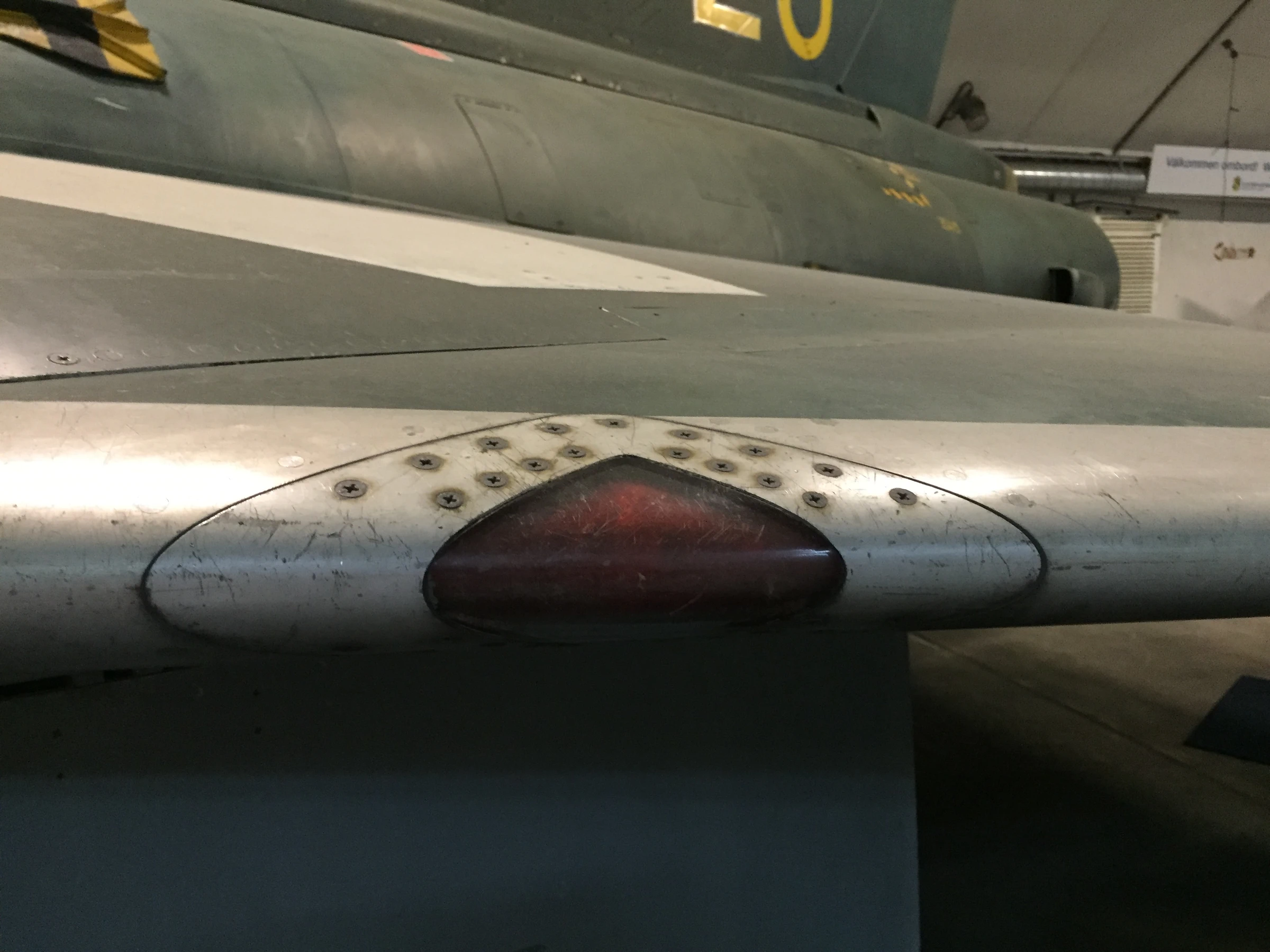 SAAB J35F Draken Wing
