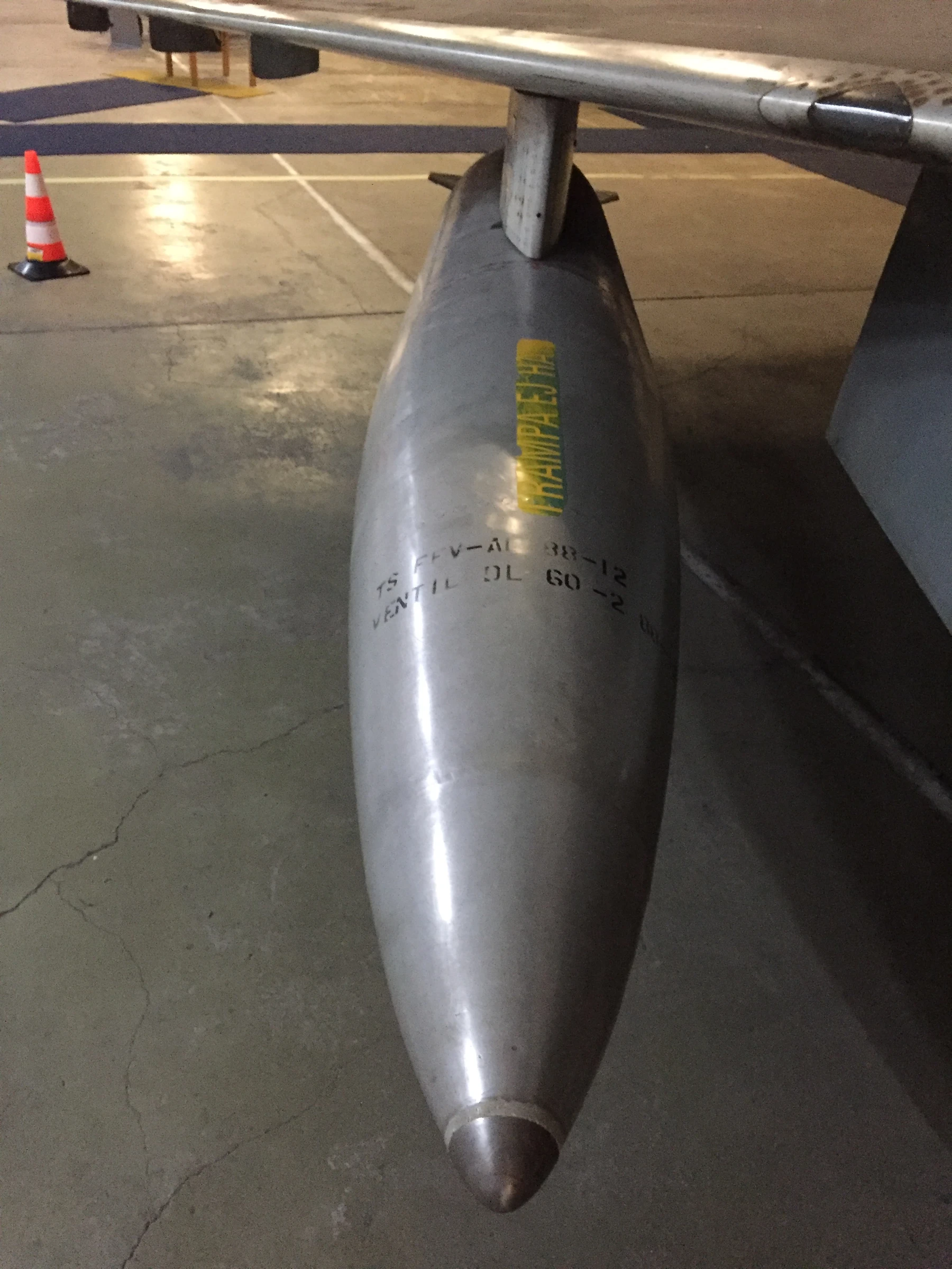 SAAB J35F Draken Wing