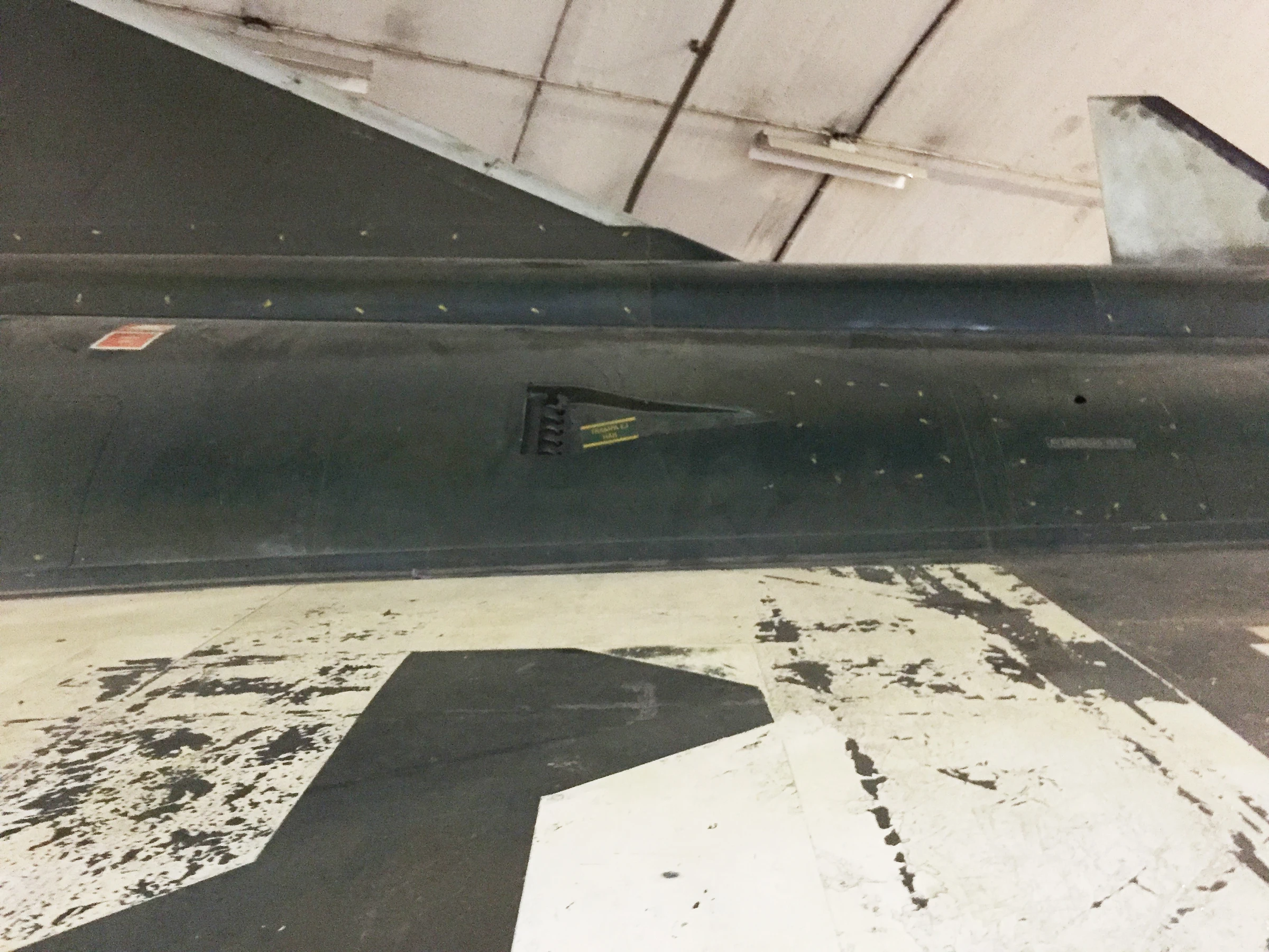 SAAB J35F Draken Wing