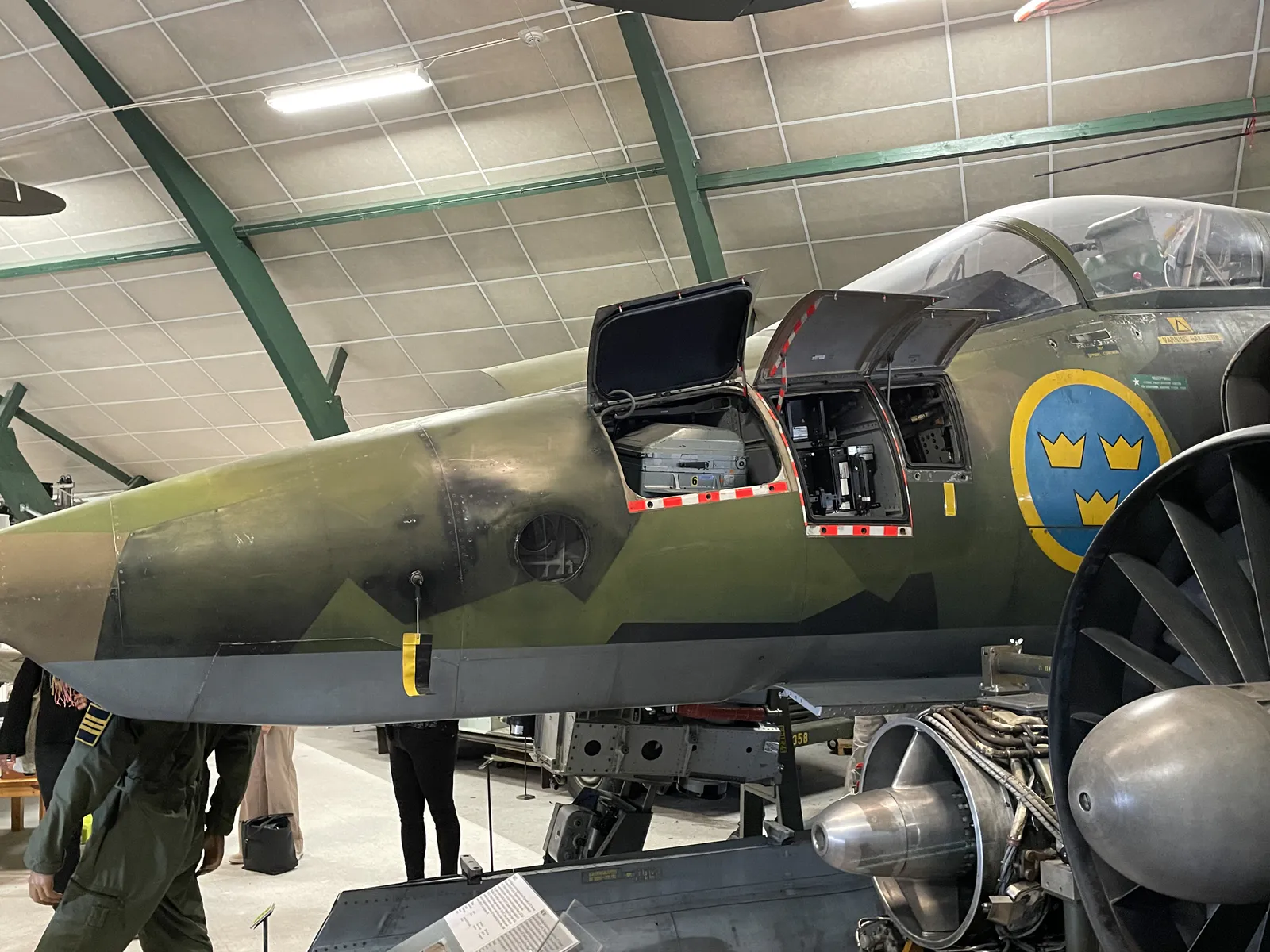 SAAB SF 37 Viggen Front