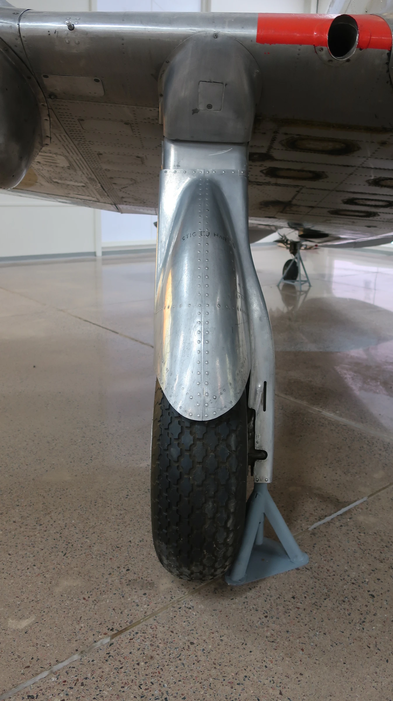 Seversky Republic EP 106 (J 9)