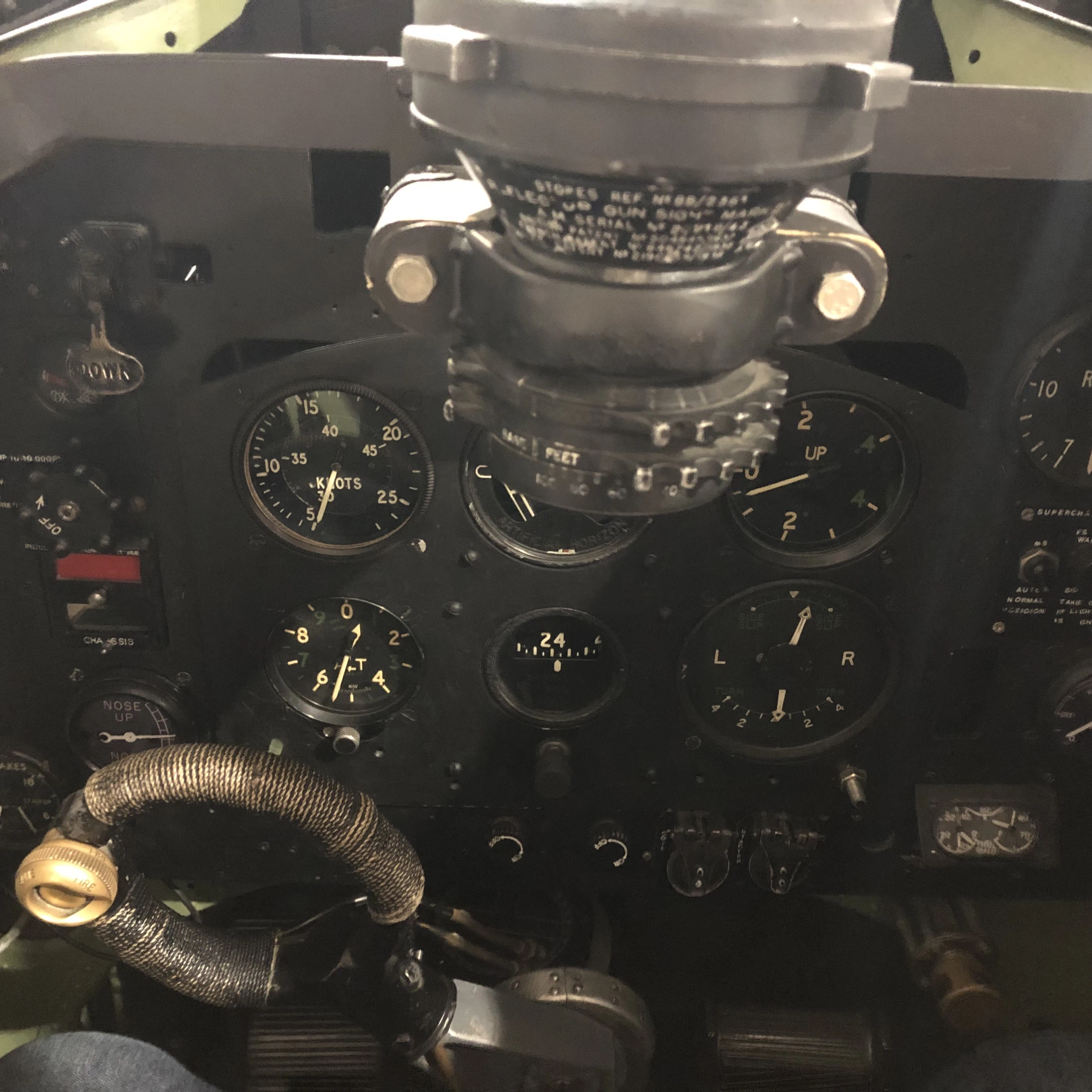 Supermarine Spitfire F.24