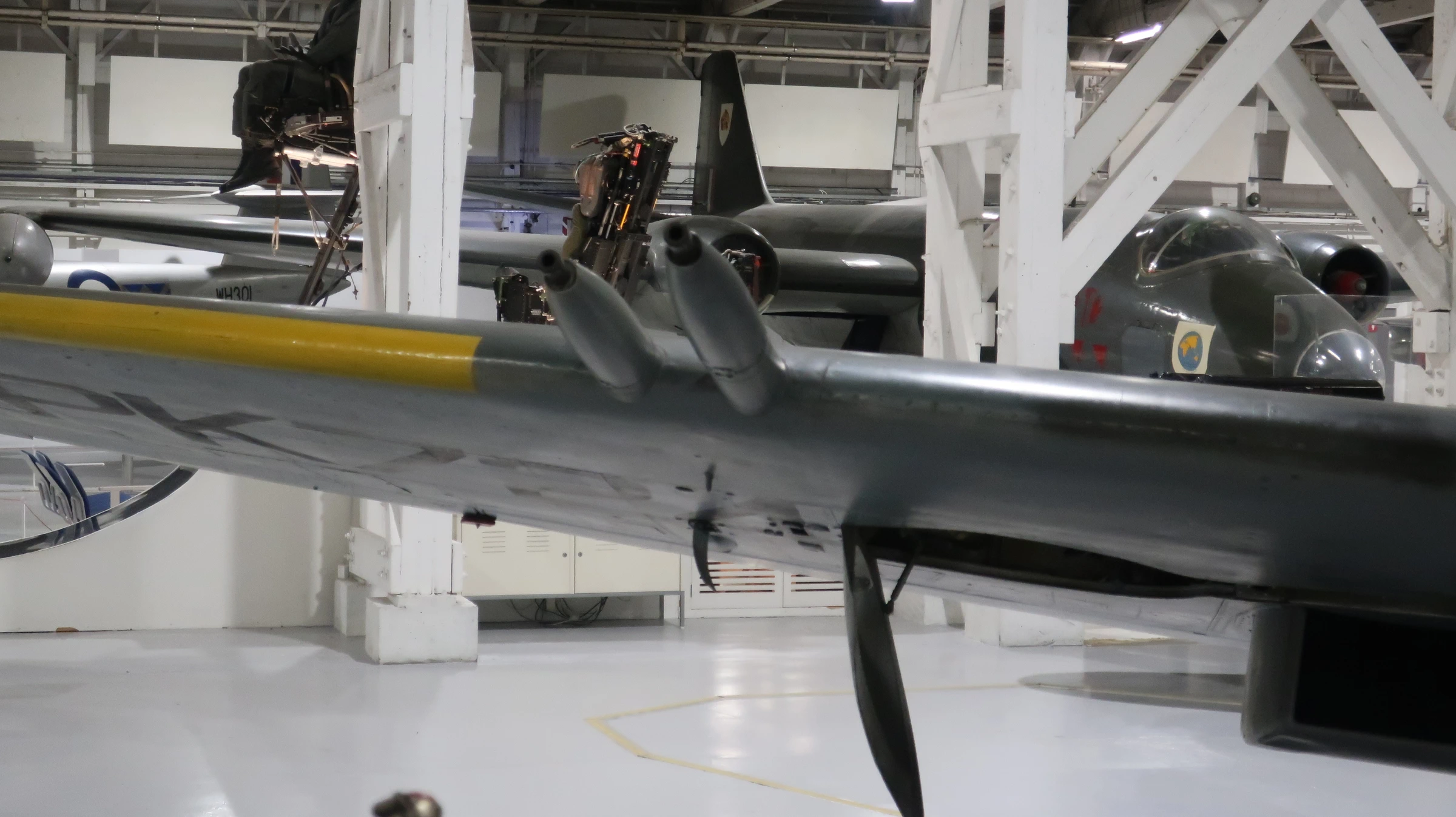 Supermarine Spitfire F.24