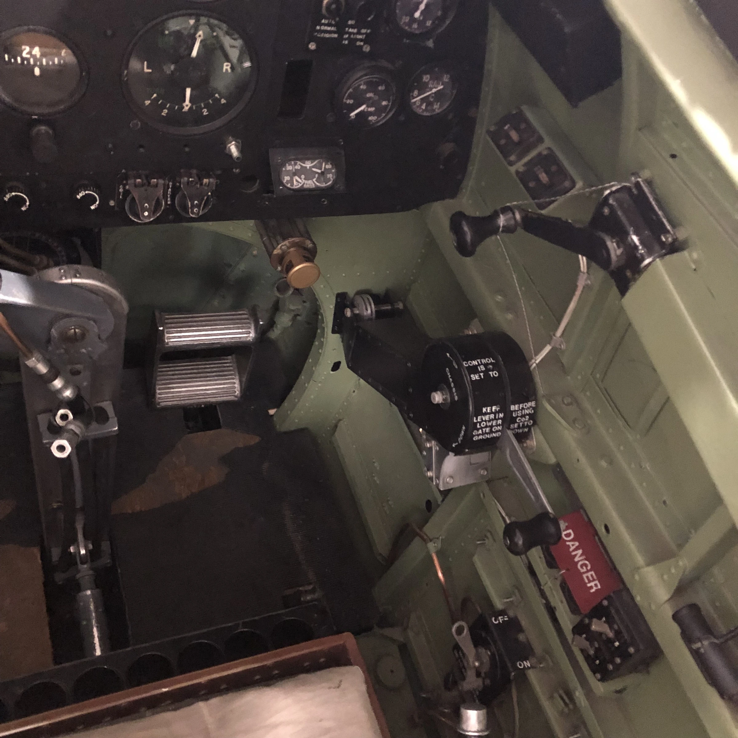 Supermarine Spitfire F.24