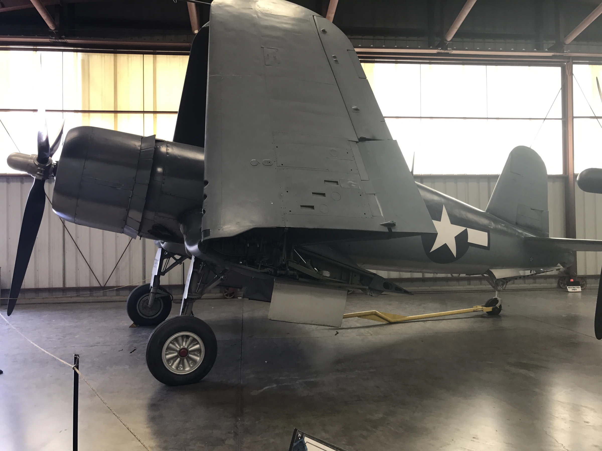 Vought F4U 1 Corsair