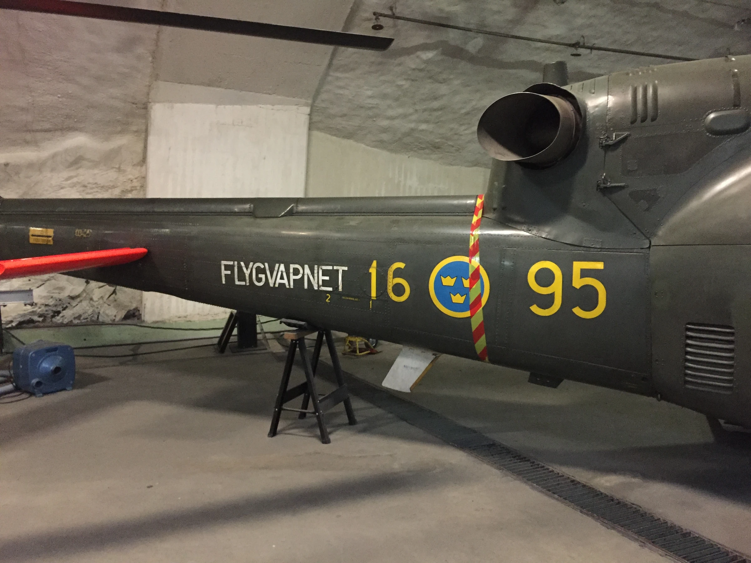 Augusta bell 204 hkp3b aeroseum