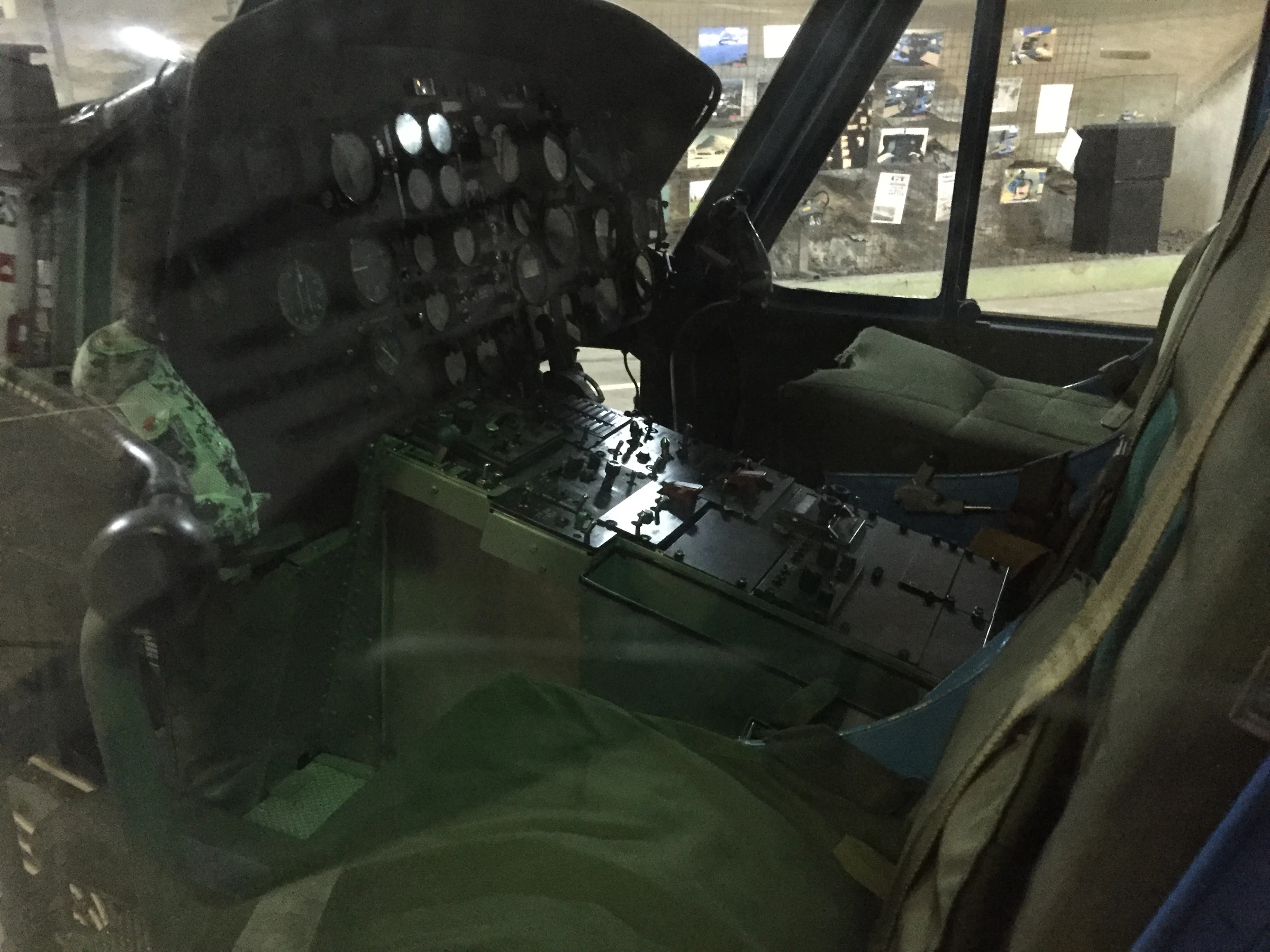 Augusta bell 204 hkp3b aeroseum