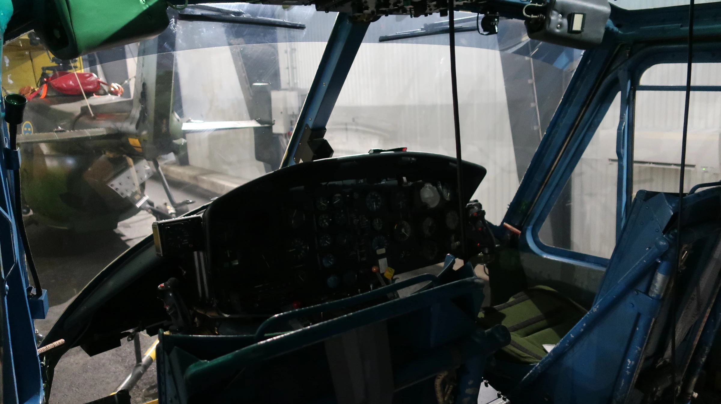 Augusta bell 204 hkp3b flygvapenmuseum